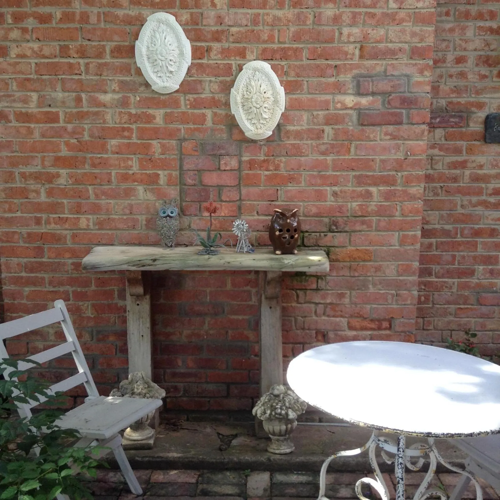 Patio in Gerald's Gift Guest House