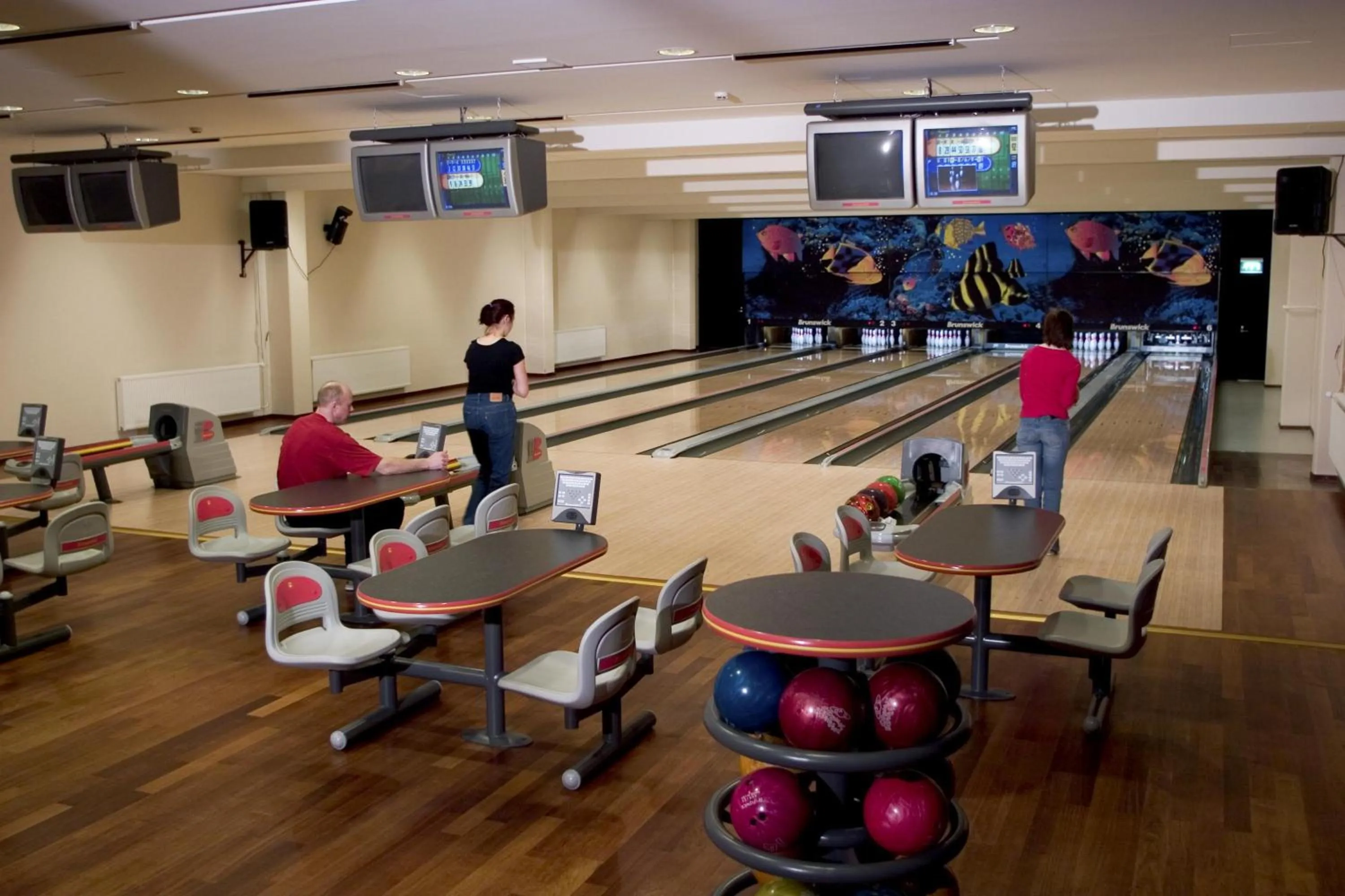 Bowling in Holiday Club Kuusamon Tropiikki