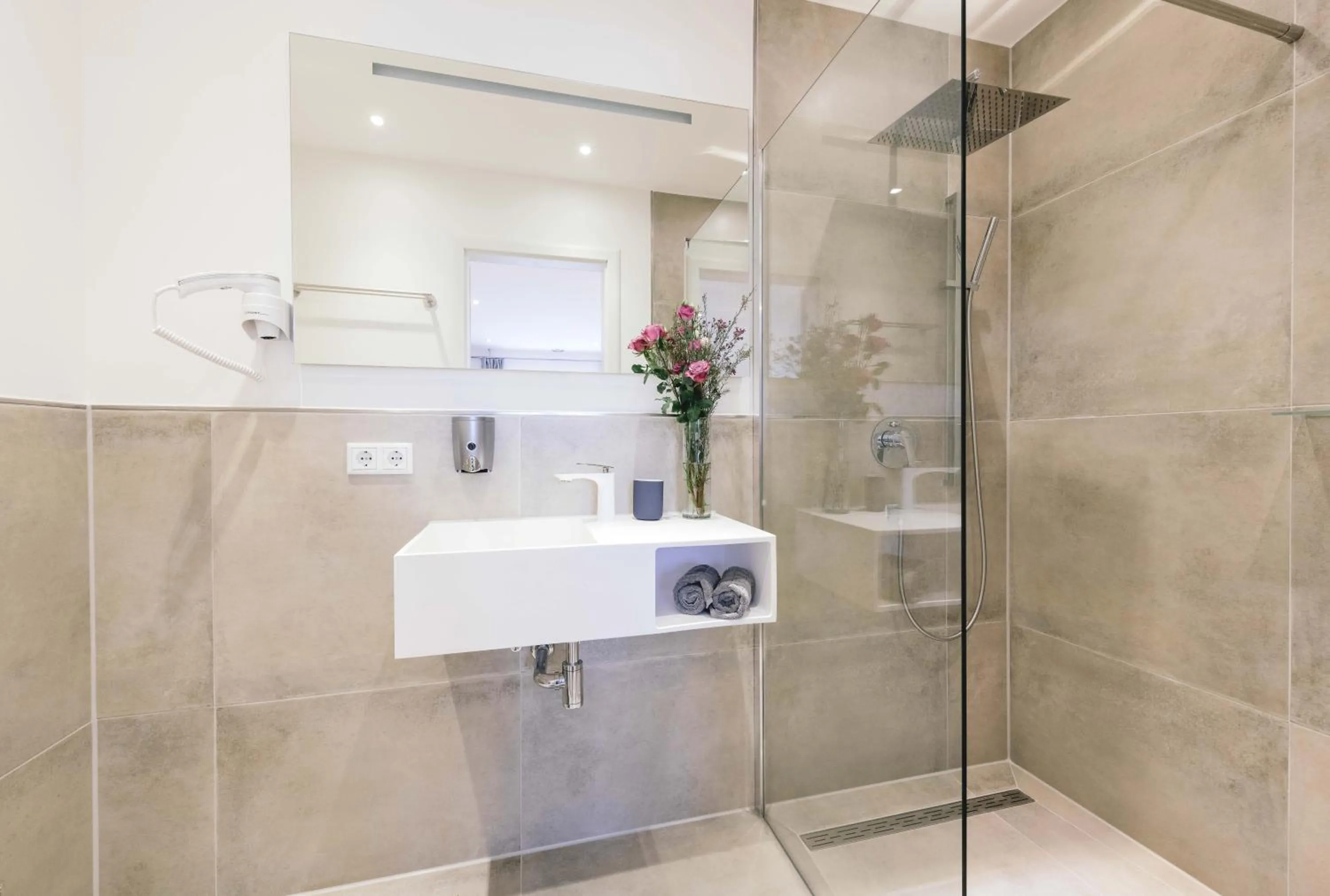 Bathroom in Unique Inn