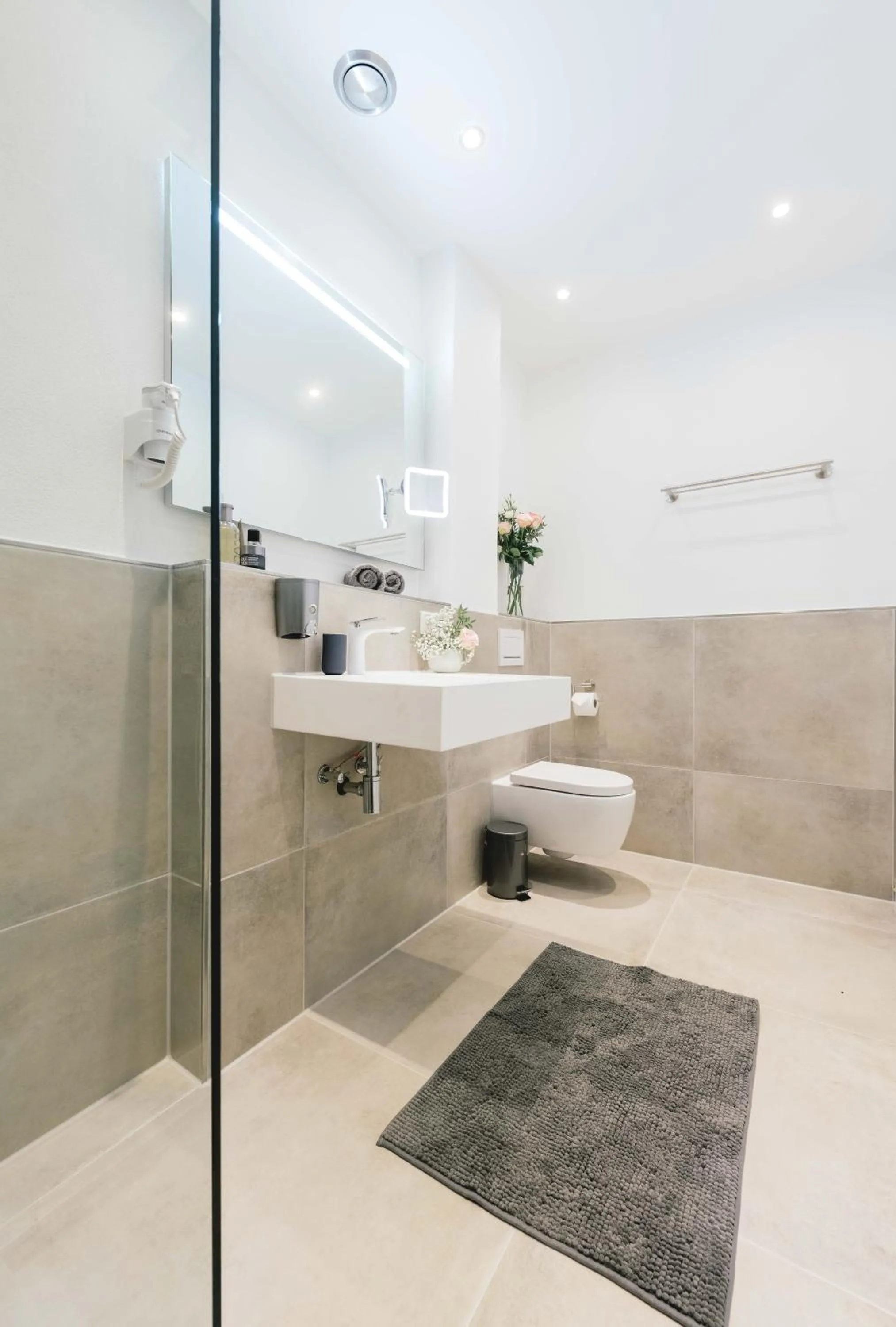 Bathroom in Unique Inn