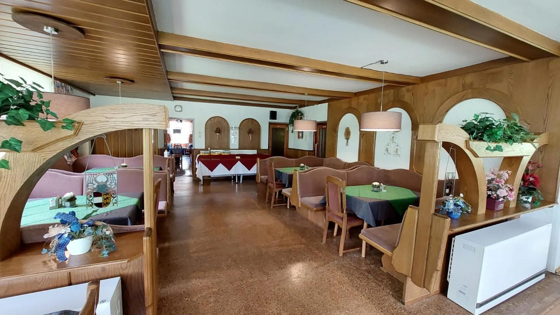 Restaurant/places to eat in Hotel Pension Oswald