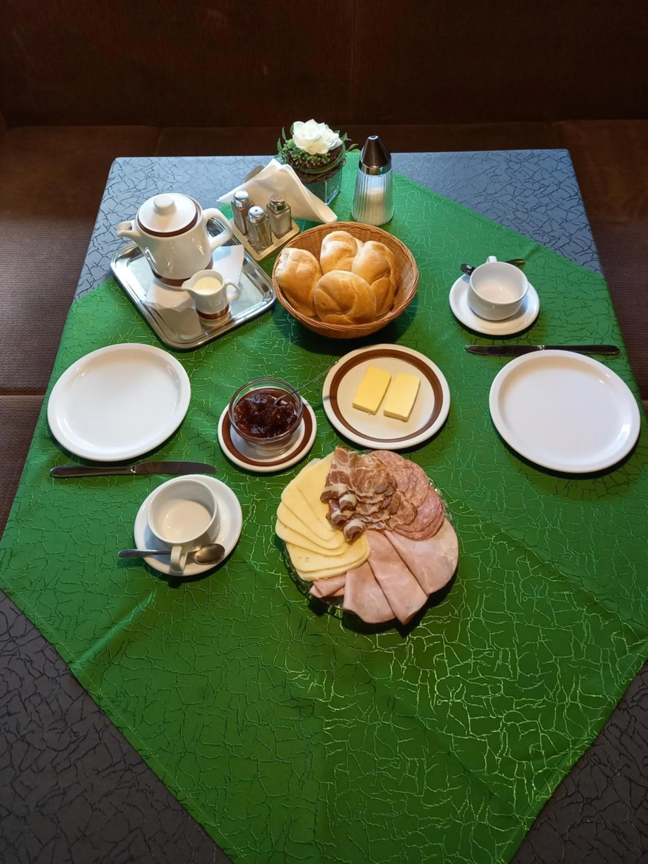 Breakfast in Hotel Pension Oswald