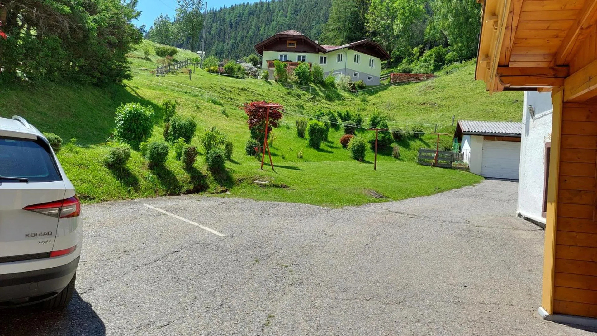 Parking in Hotel Pension Oswald