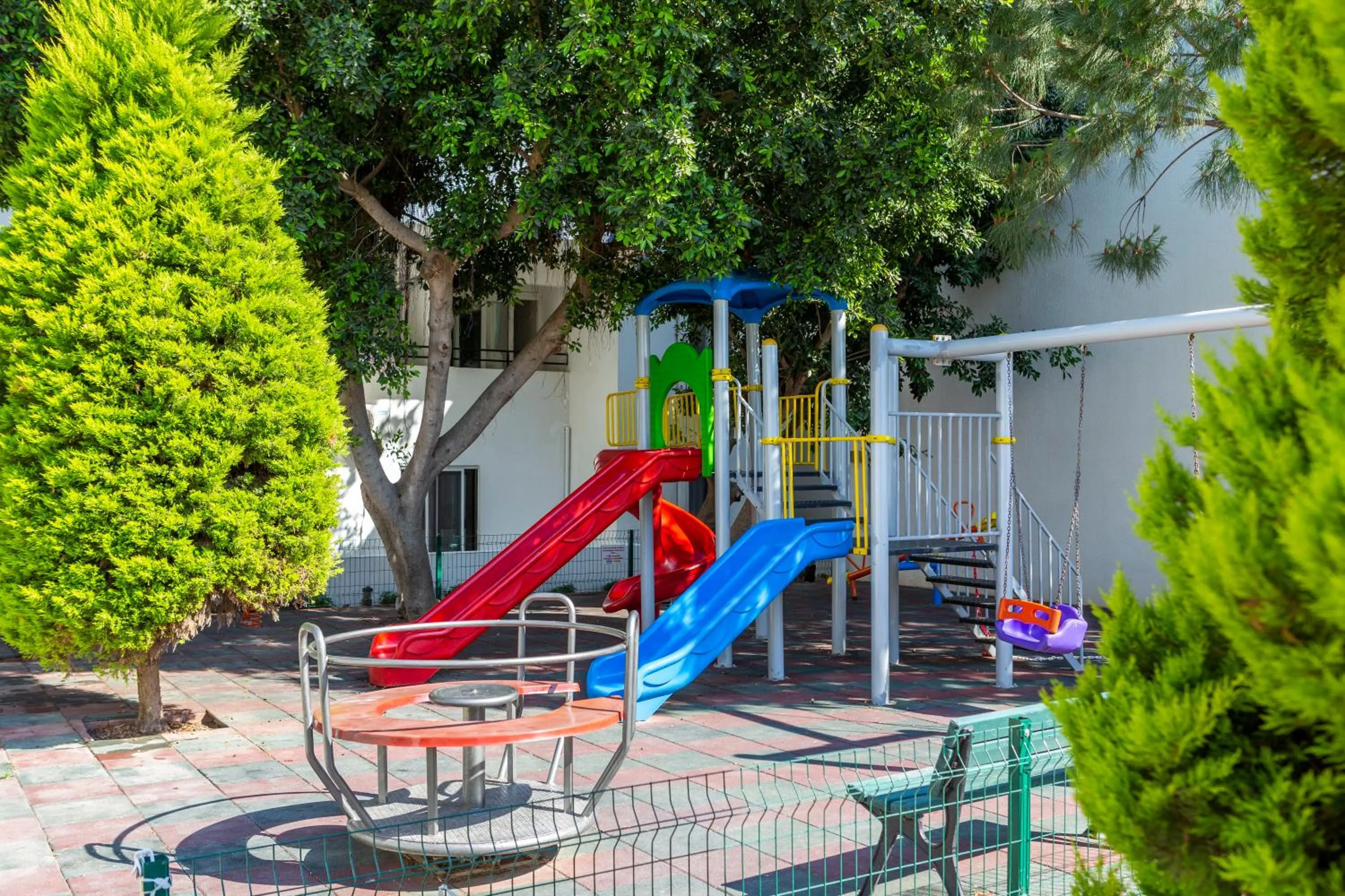 Billiard in SOLANA By YELKEN