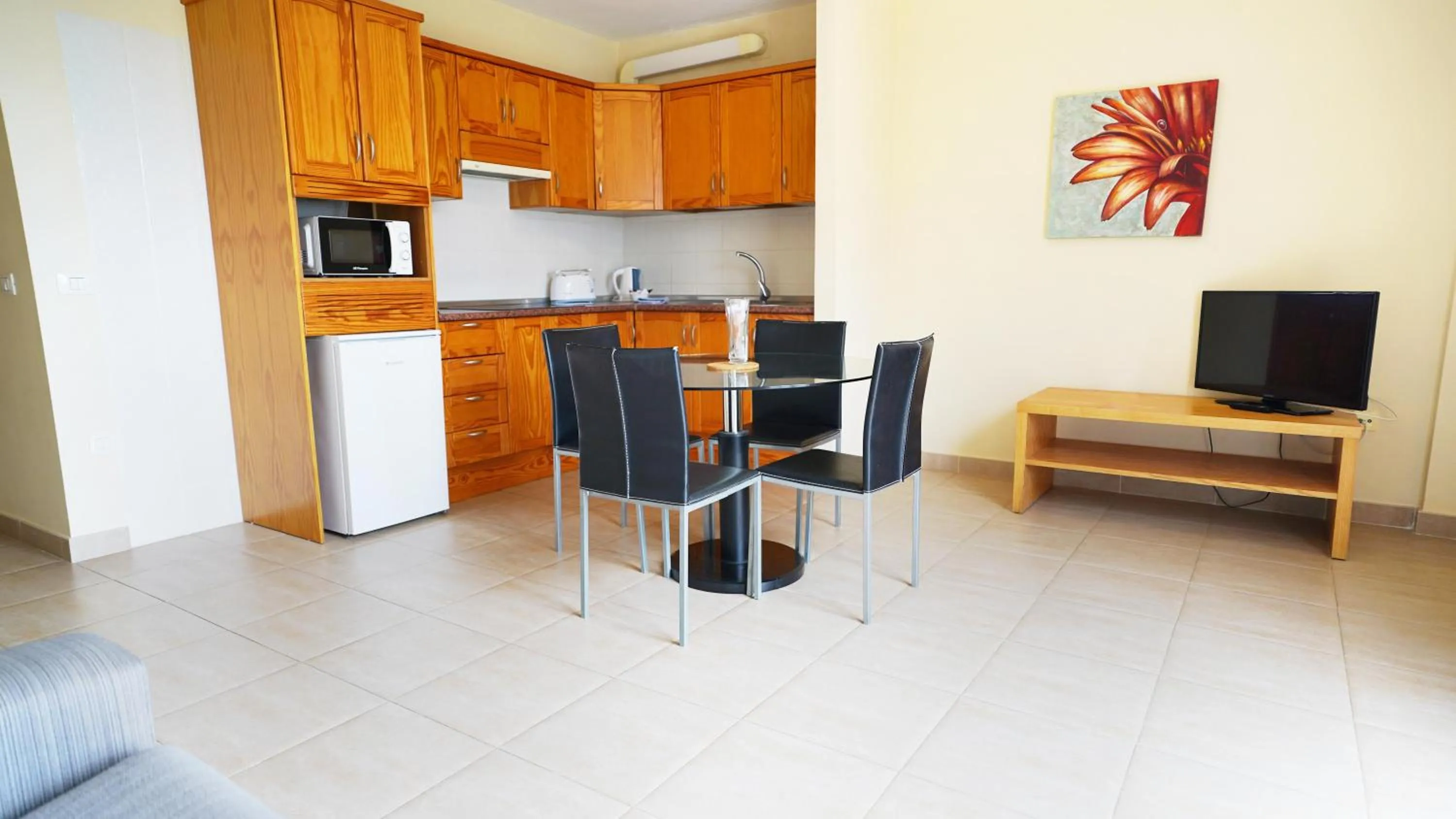 Photo of the whole room in Coral Los Silos - Your Natural Accommodation Choice