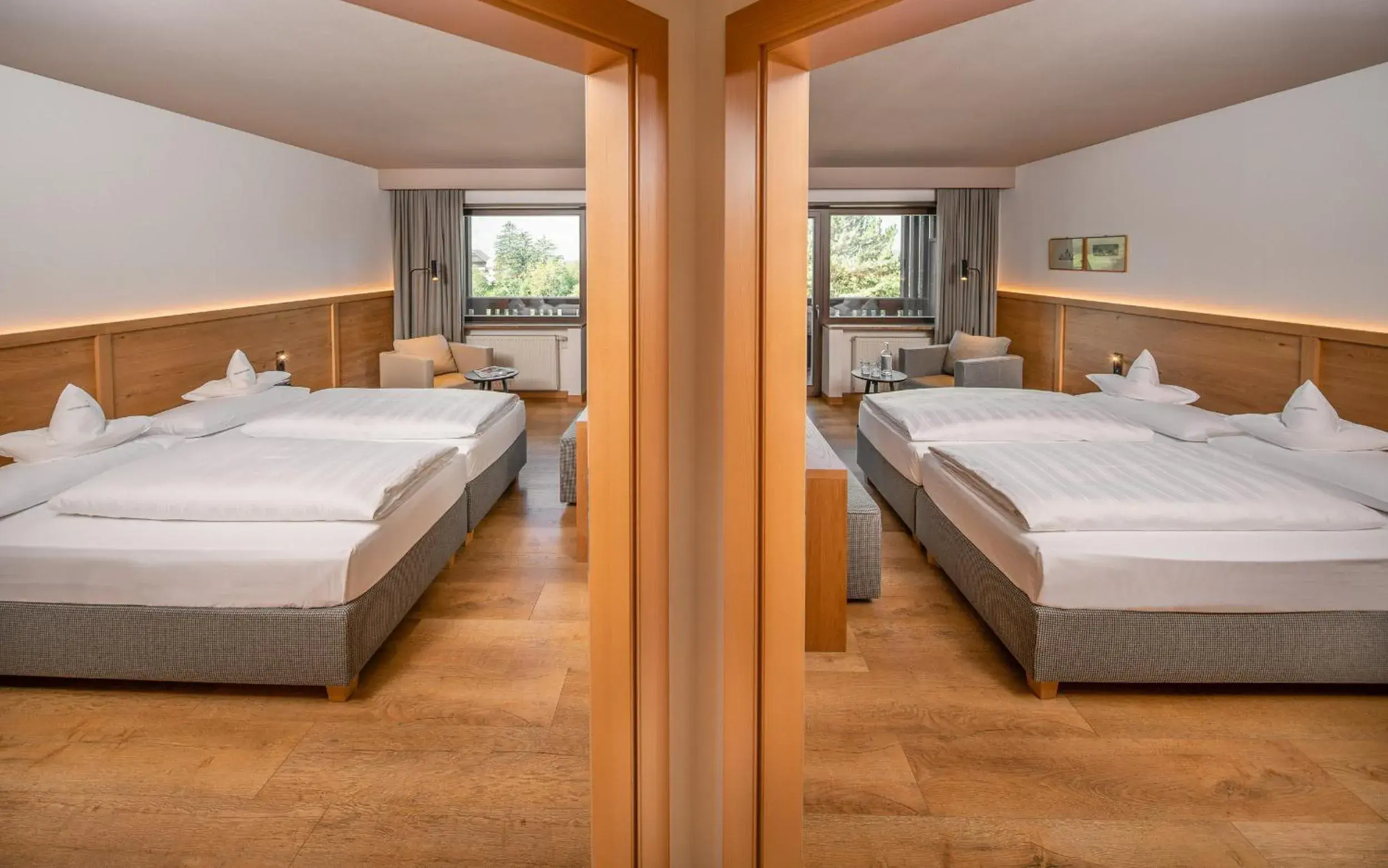 Family Room with Balcony in Royal Hotel Hinterhuber Family Room with Balcony in Royal Hotel Hinterhuber