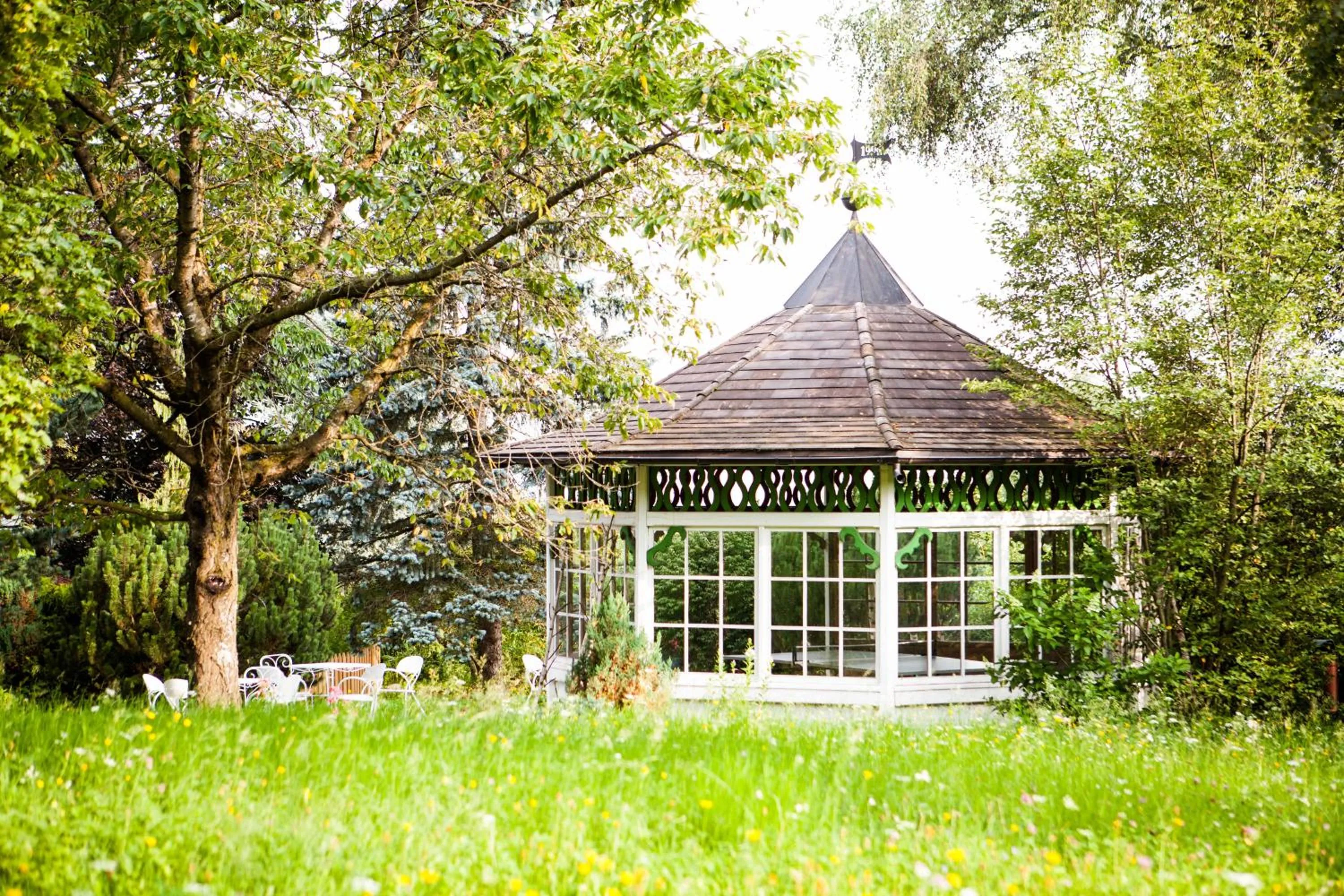 Garden view in Royal Hotel Hinterhuber