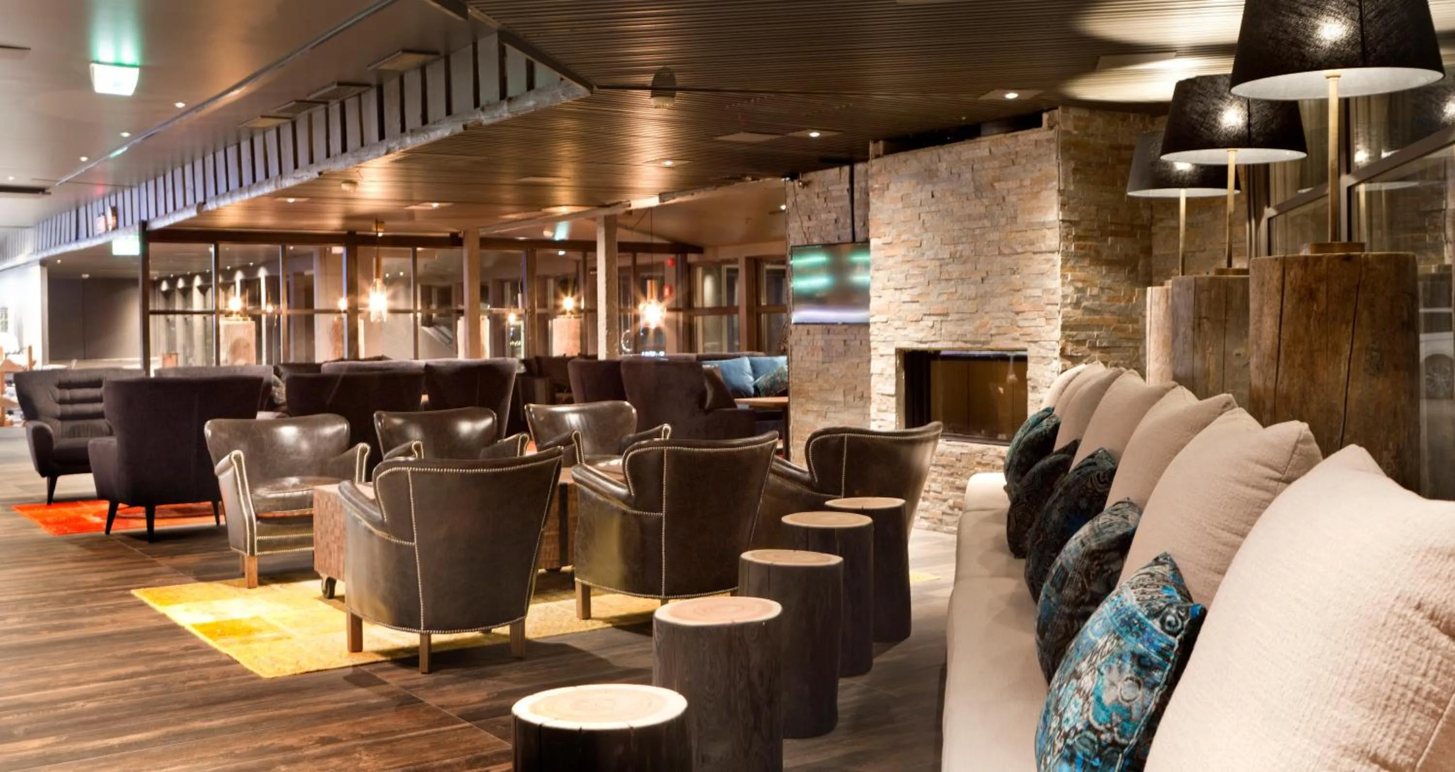 Lounge or bar in Holiday Club Saariselkä