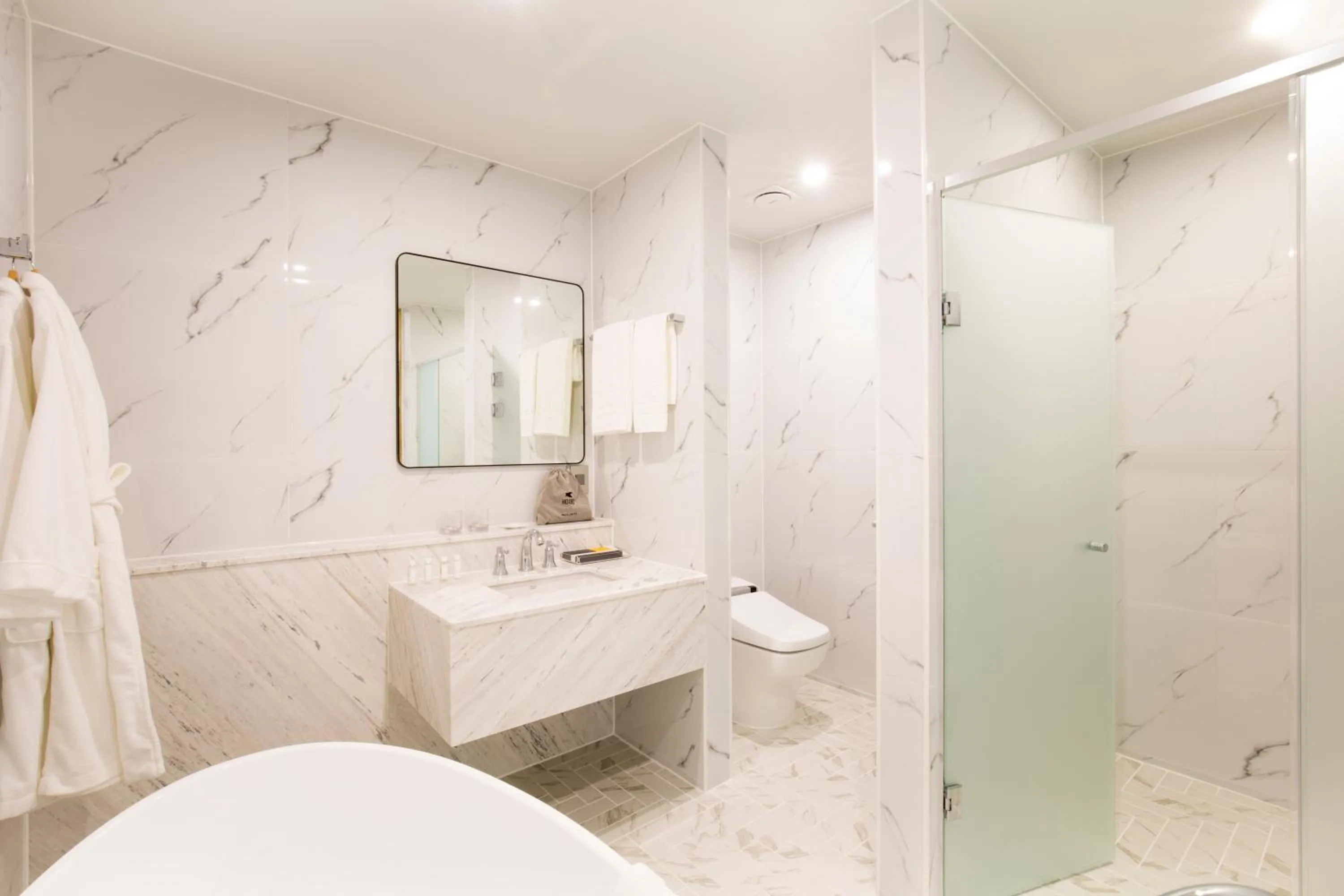 Nampo Hound Hotel Premier