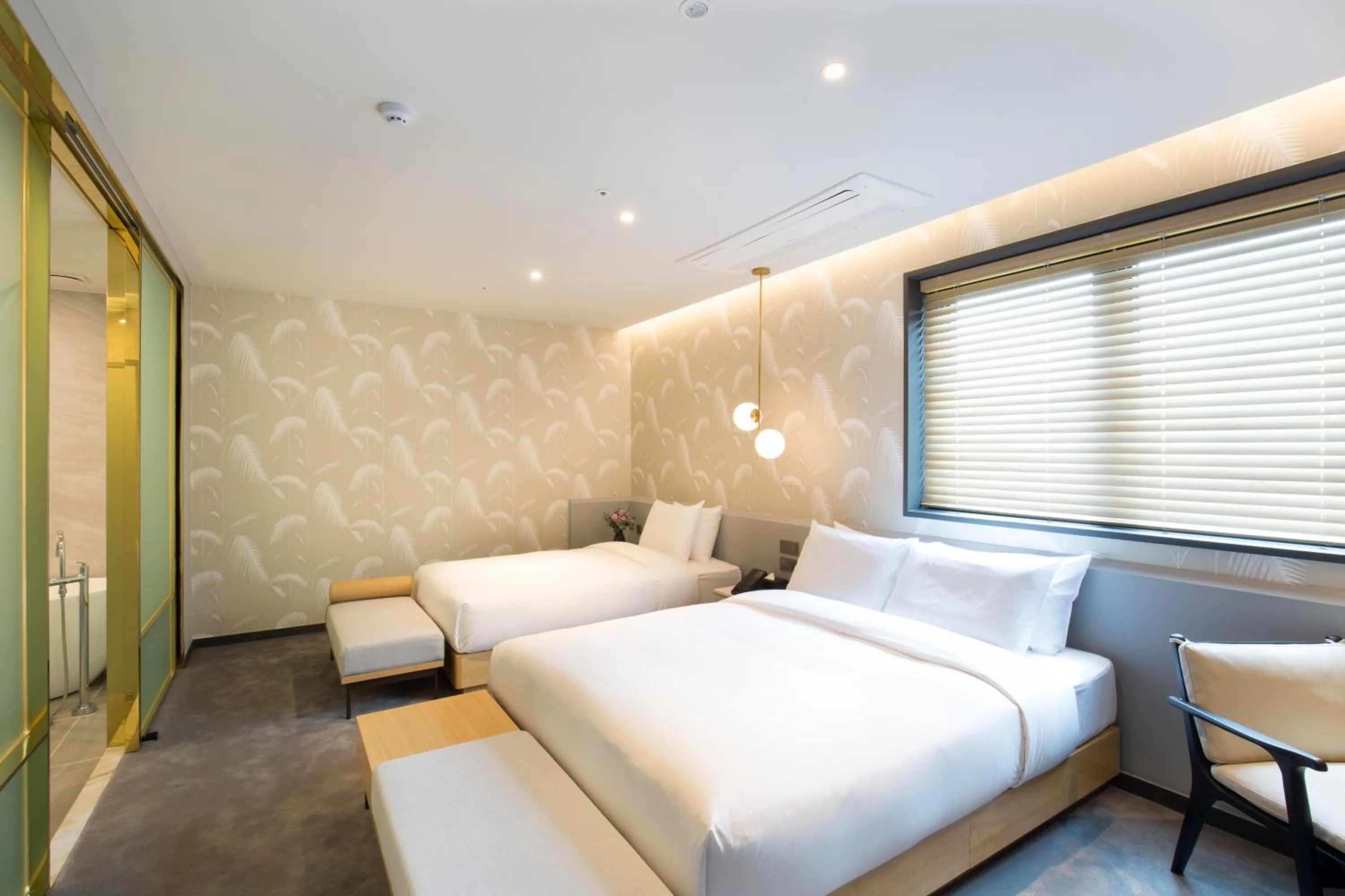 Bed in Nampo Hound Hotel Premier