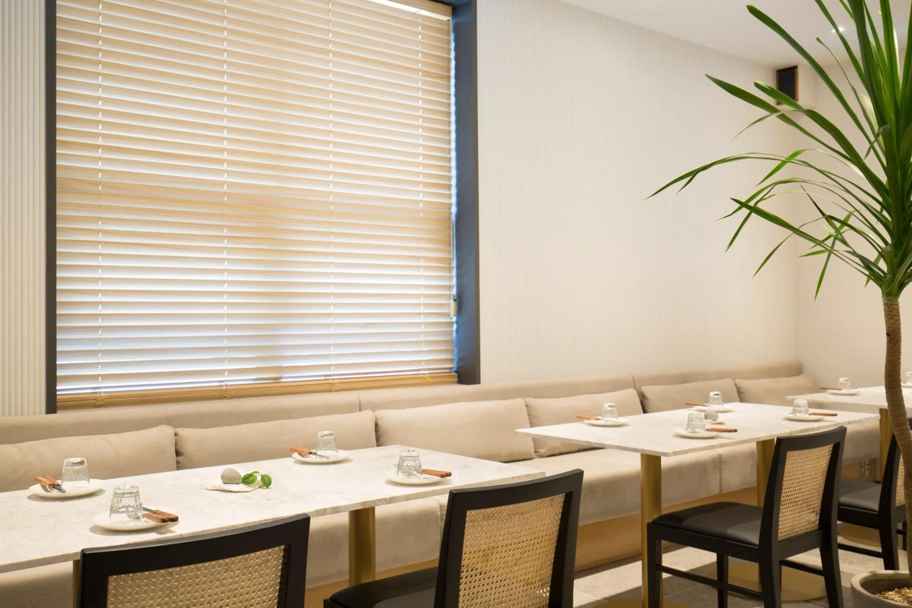 Nampo Hound Hotel Premier