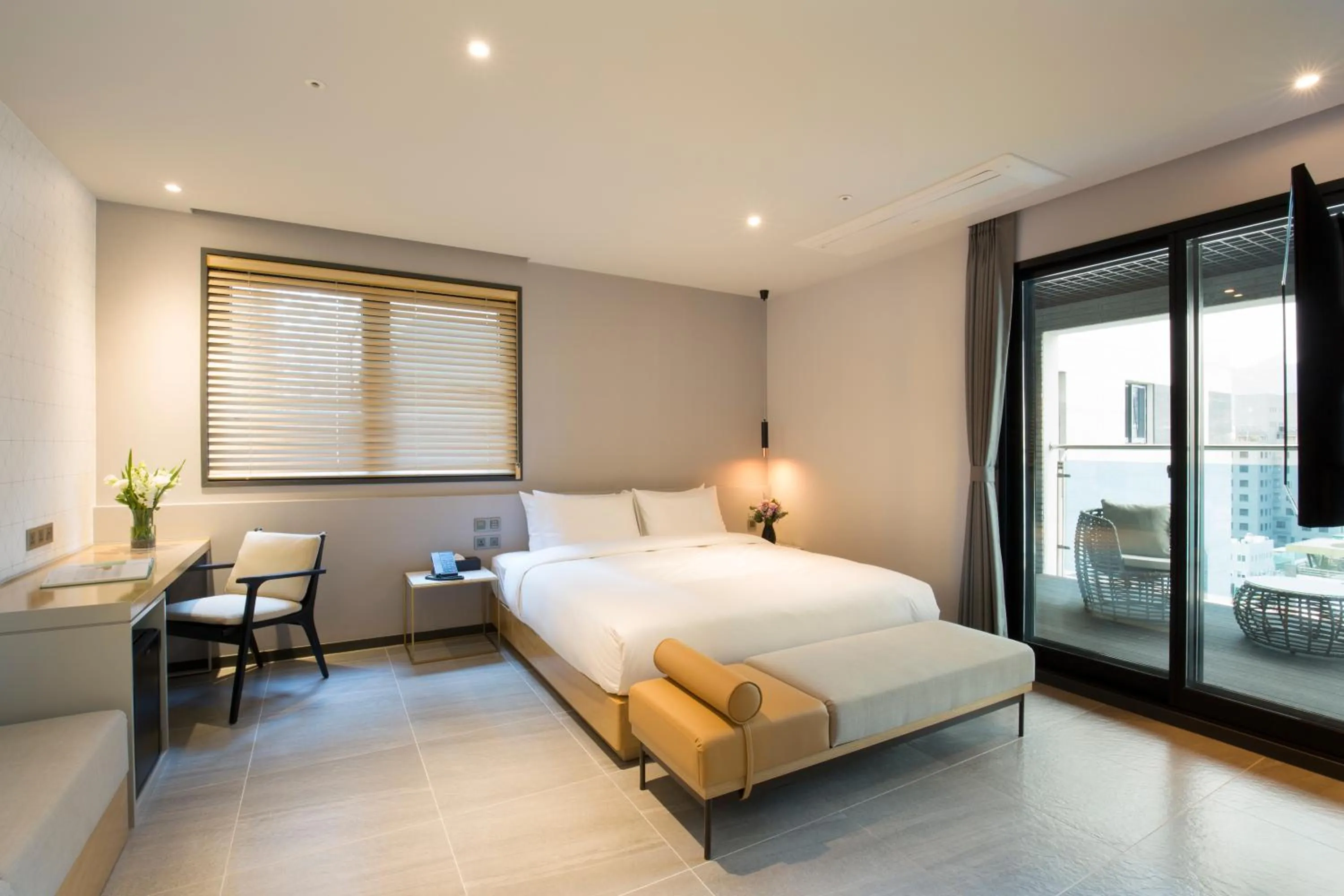 Bed in Nampo Hound Hotel Premier