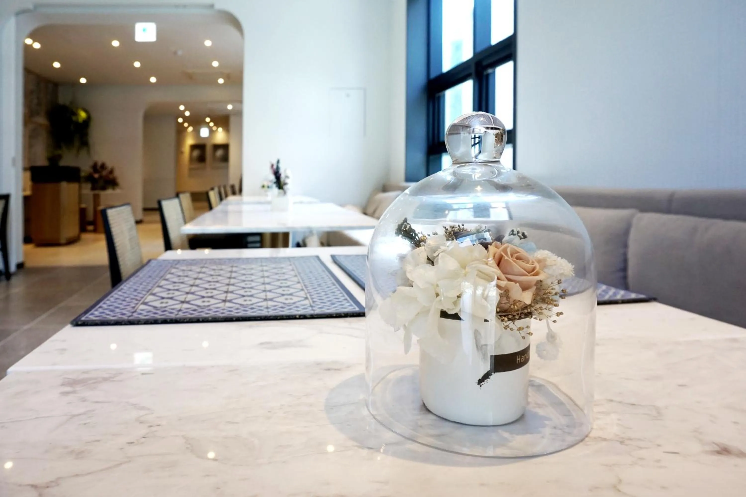 Restaurant/places to eat in Nampo Hound Hotel Premier