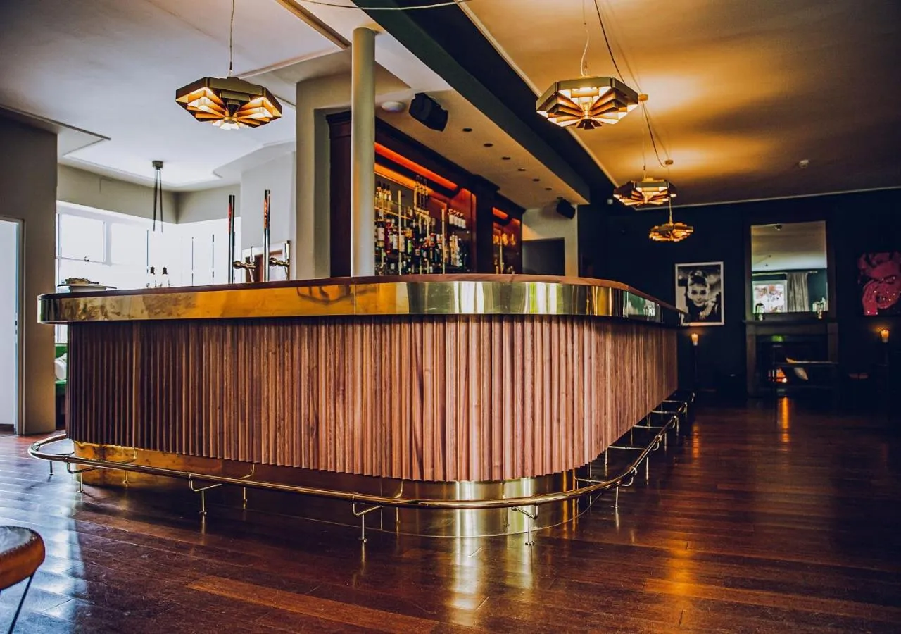 Restaurant/places to eat in Villa Bulfon