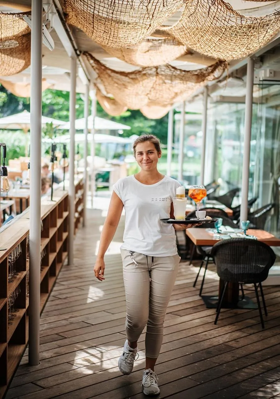 Restaurant/places to eat in Villa Bulfon