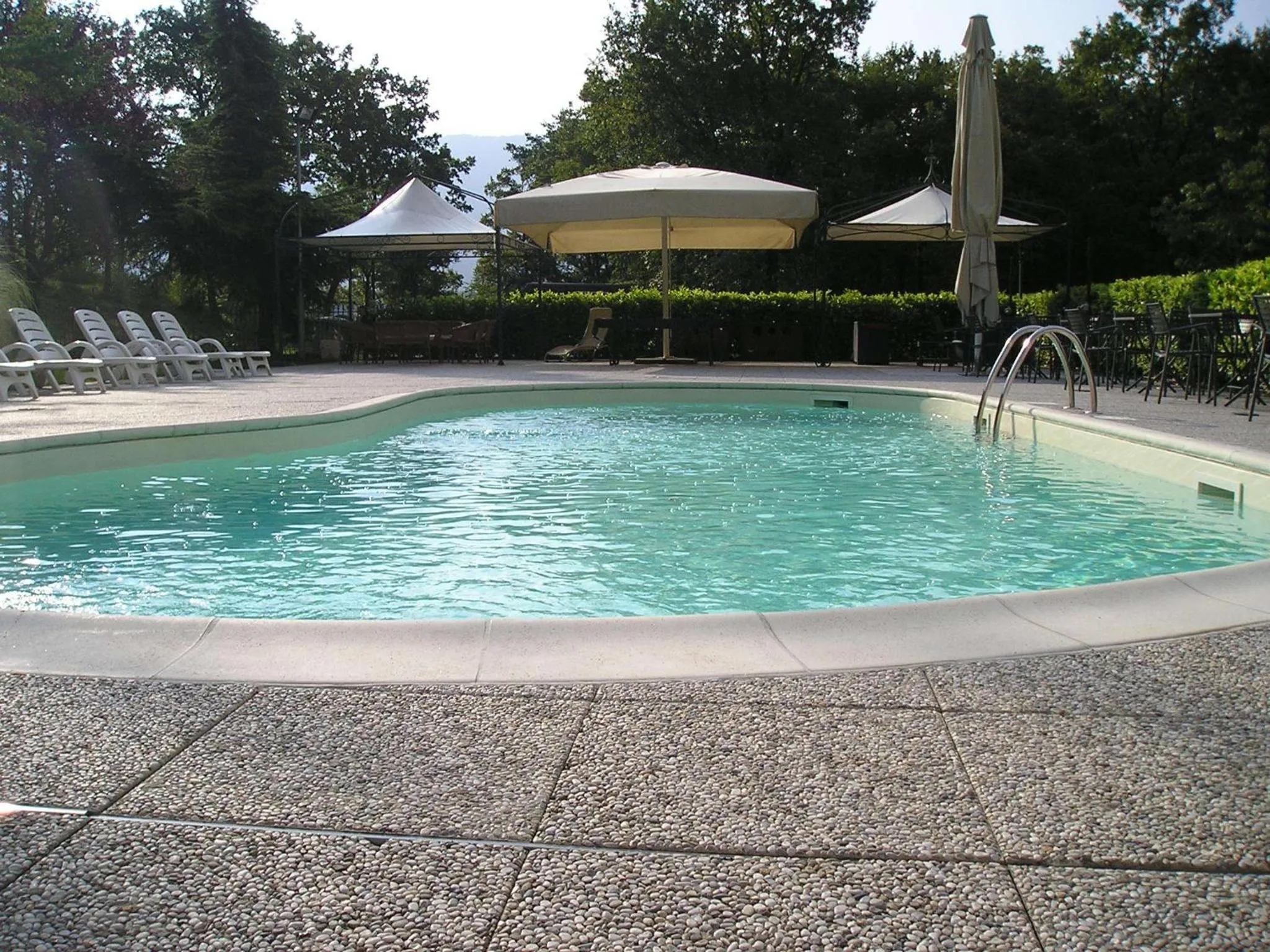 Swimming pool in Hotel Ciclamino