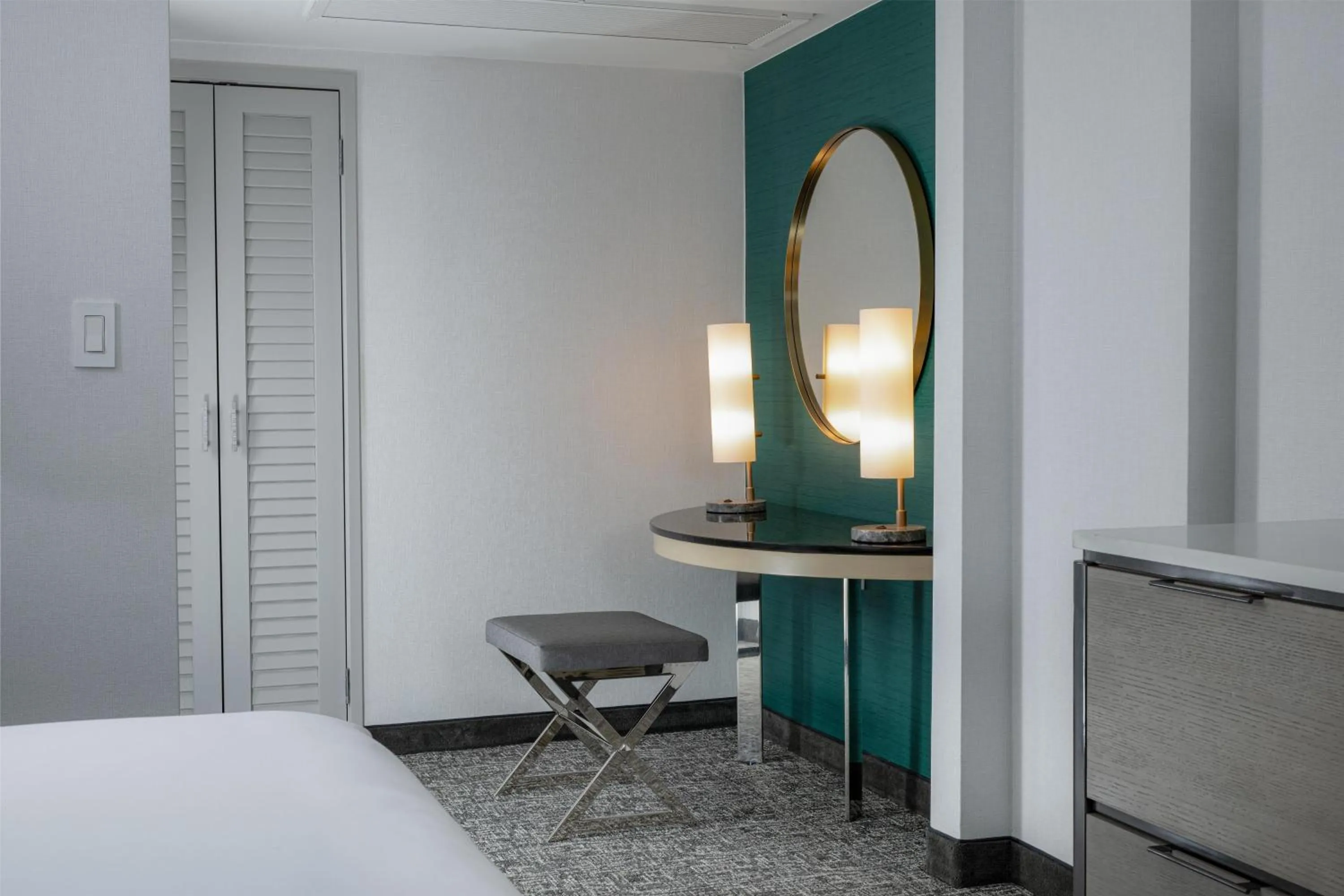 Bedroom, Bed in Hilton Los Angeles Airport