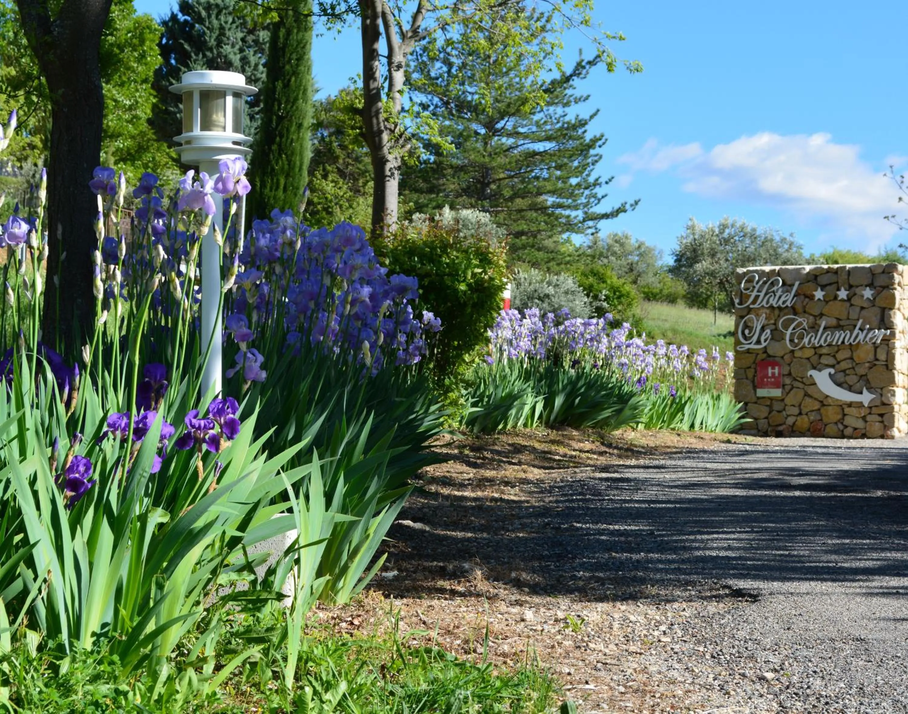 Facade/entrance in Hôtel Le Colombier