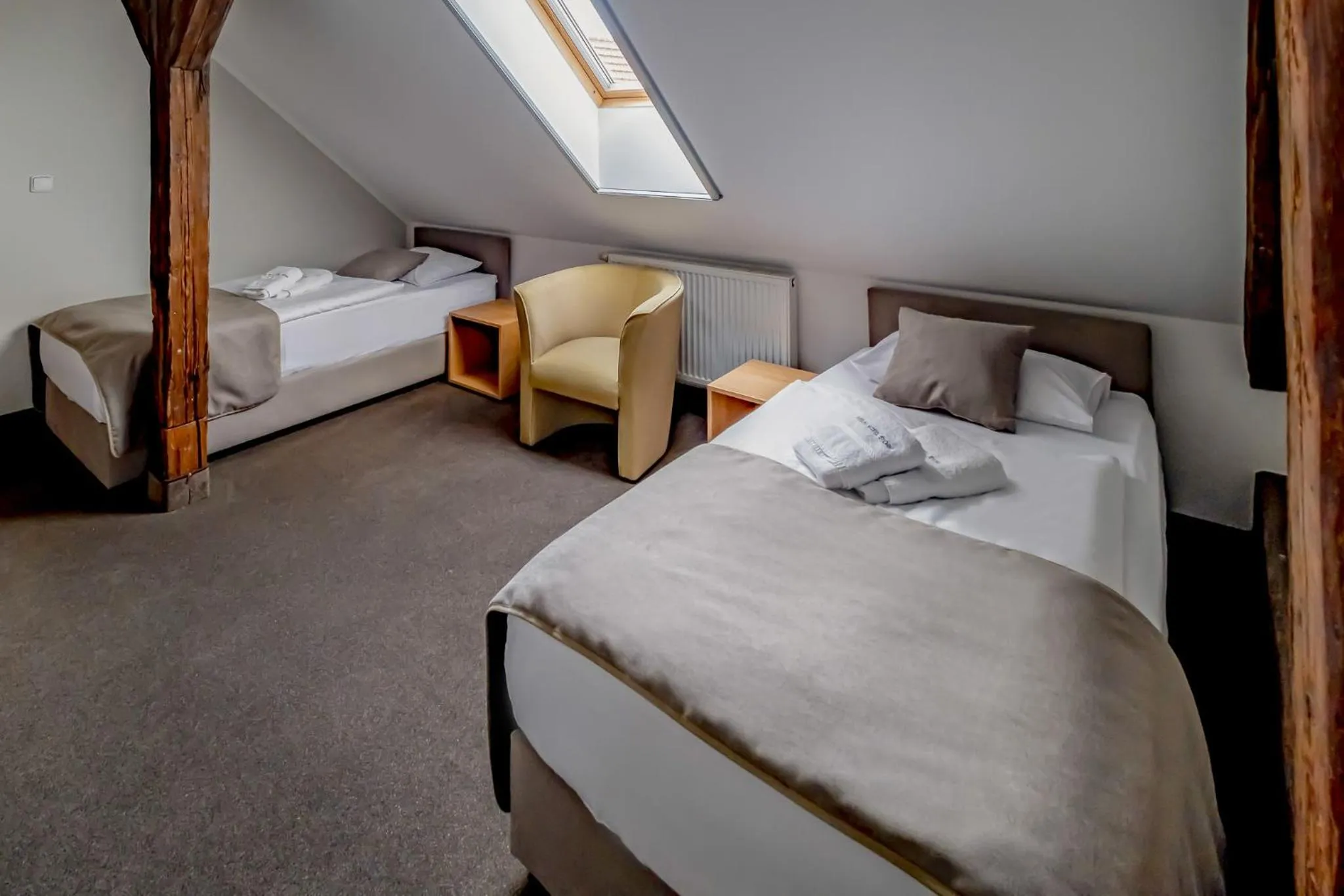 Bed in Relax Hotel Stork