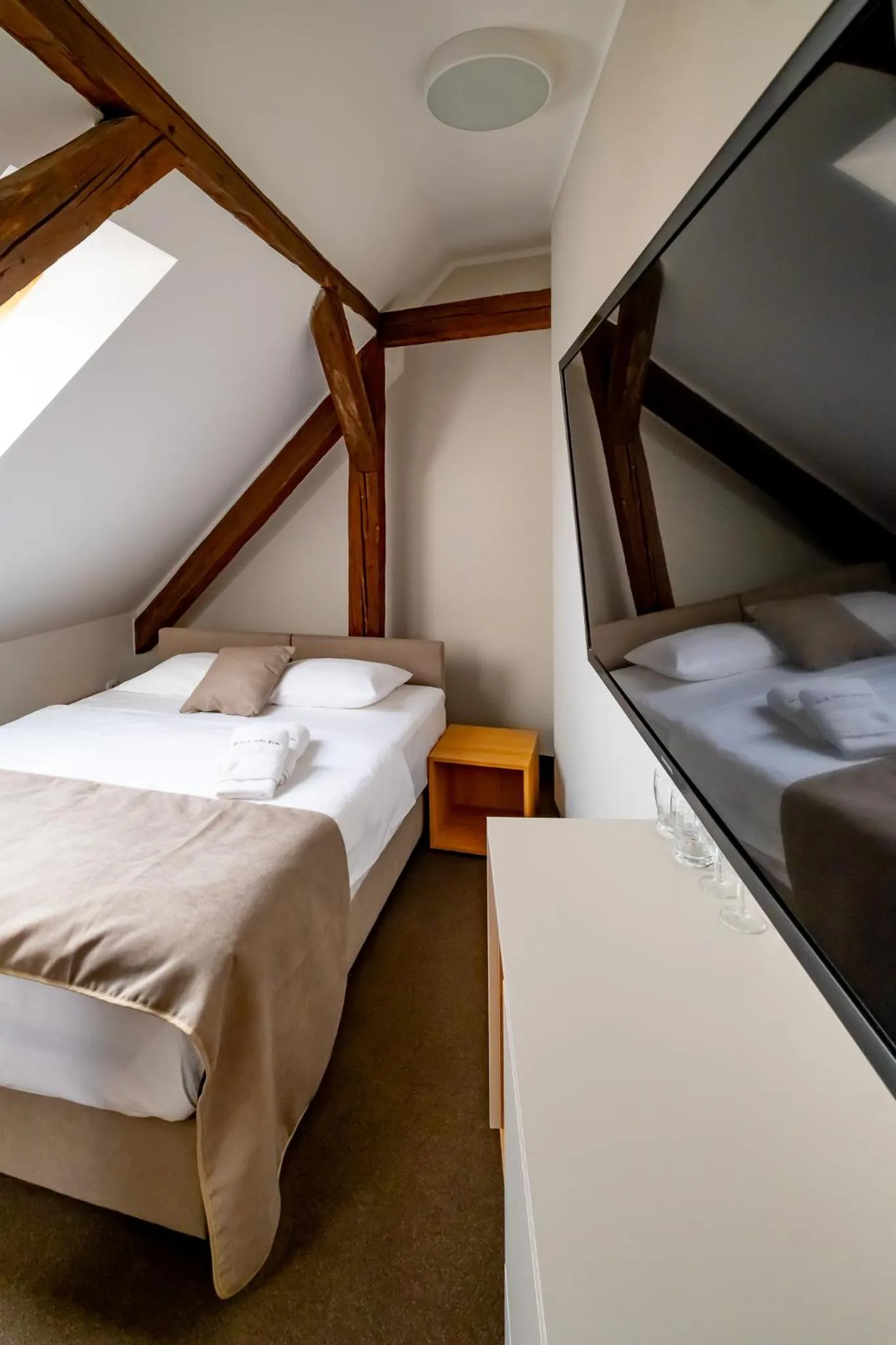 Bed in Relax Hotel Stork