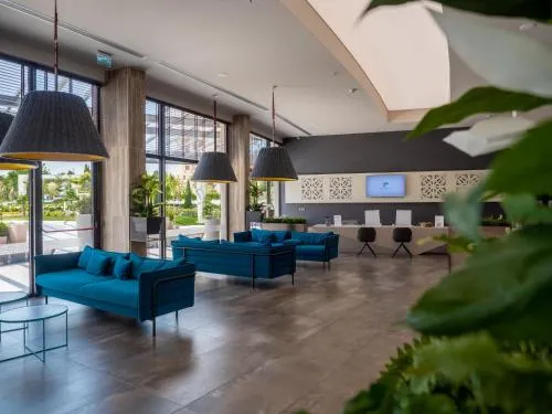 Aqua Paradise Resort & Aqua Park