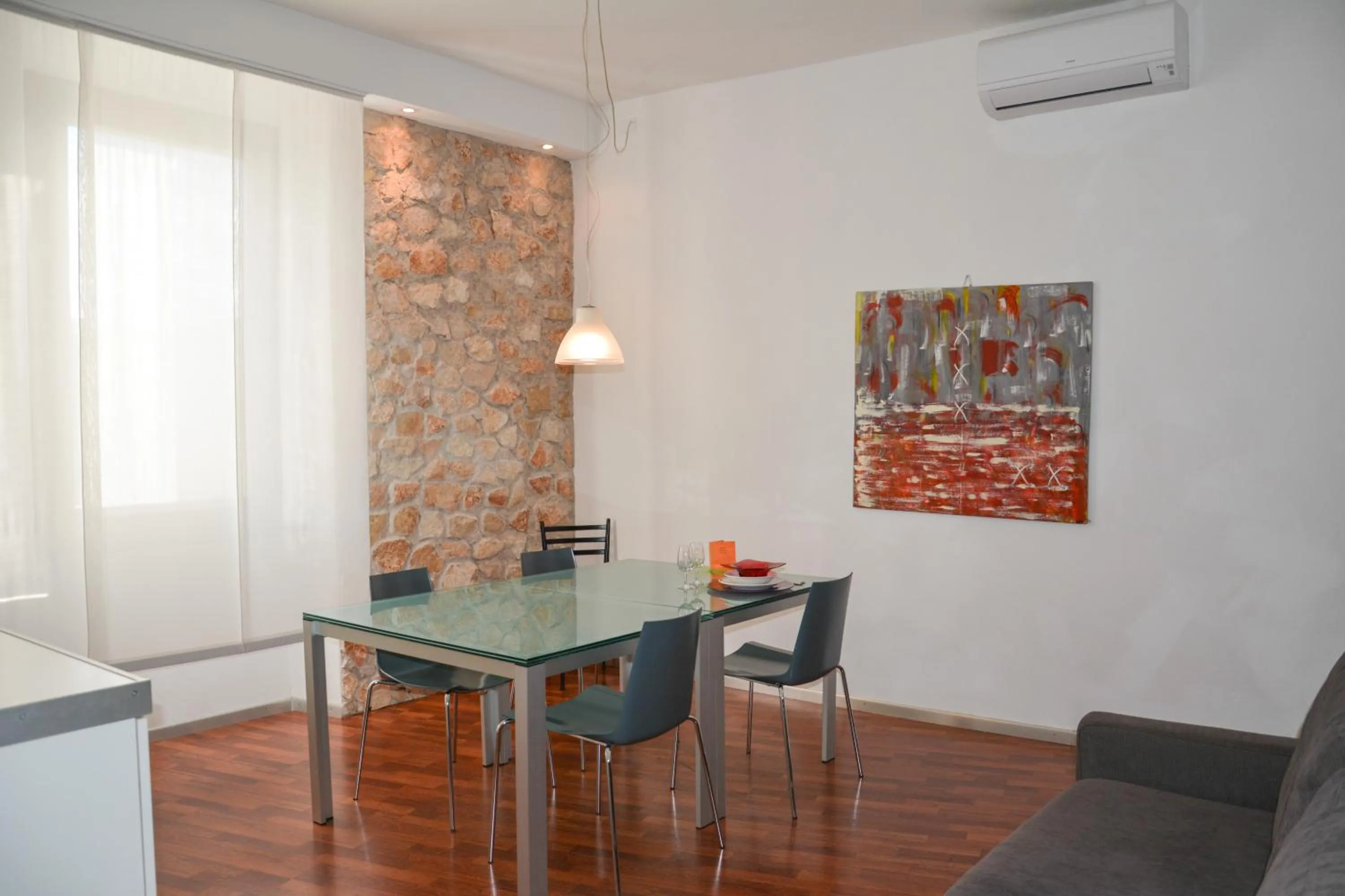 Dining area in Sembenini Palace