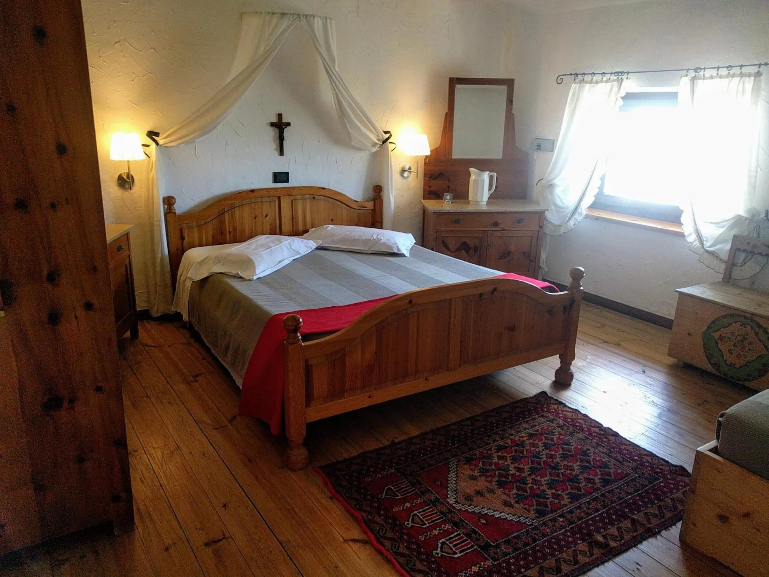 Bed in Sembenini Palace