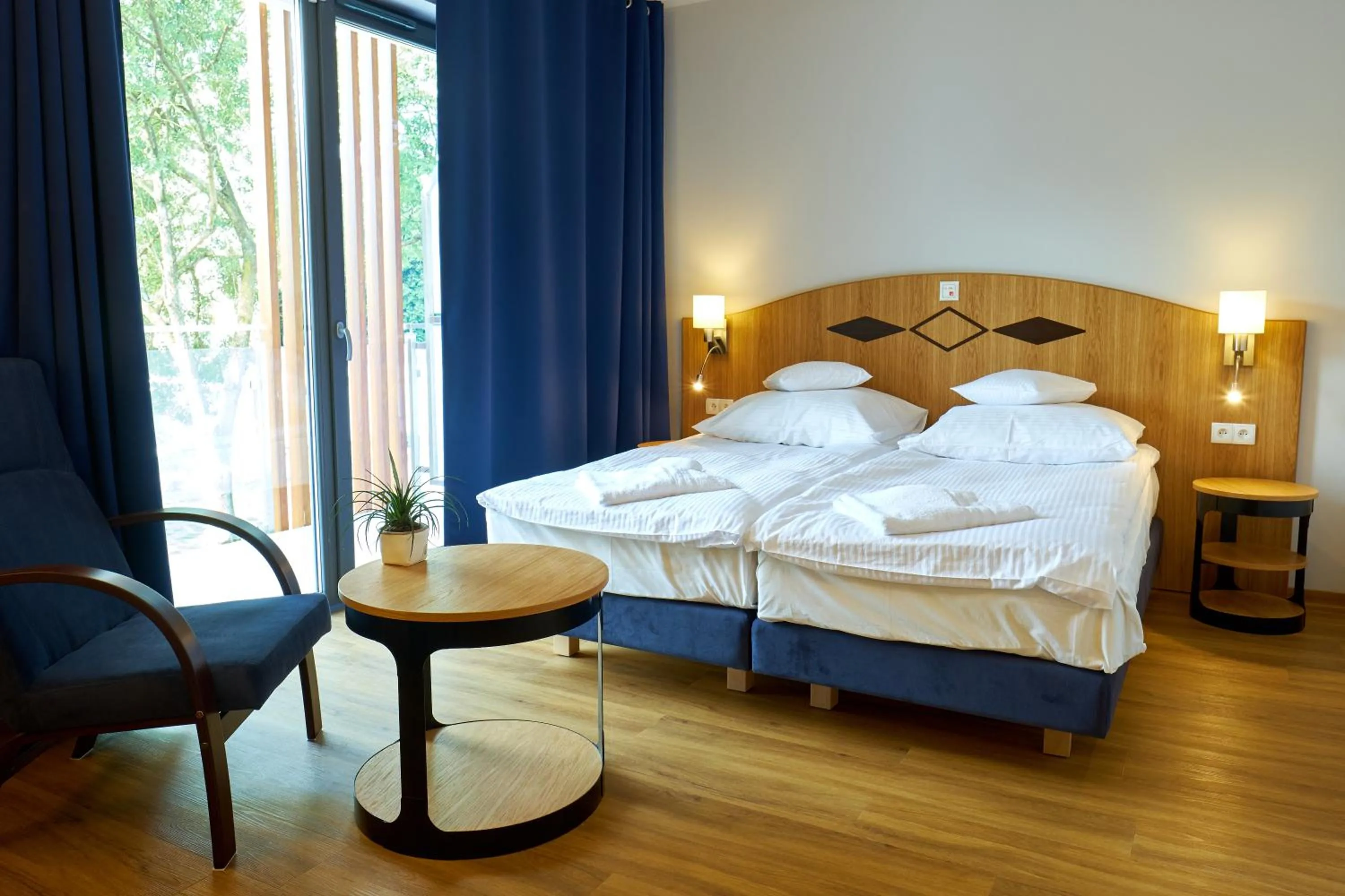 Bed in Klinika Uzdrowiskowa "Pod Tezniami''