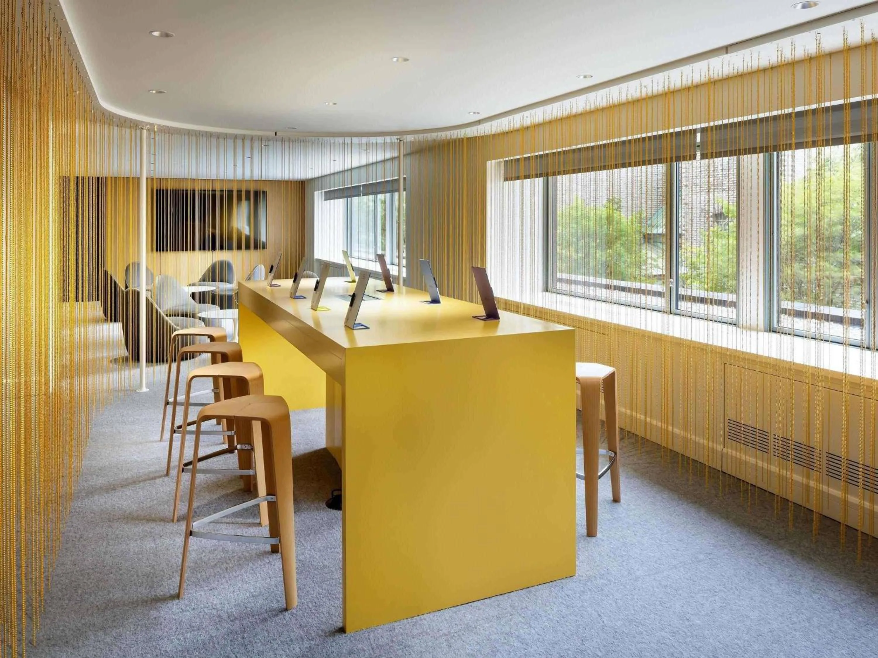 Business facilities in Fairmont The Queen Elizabeth