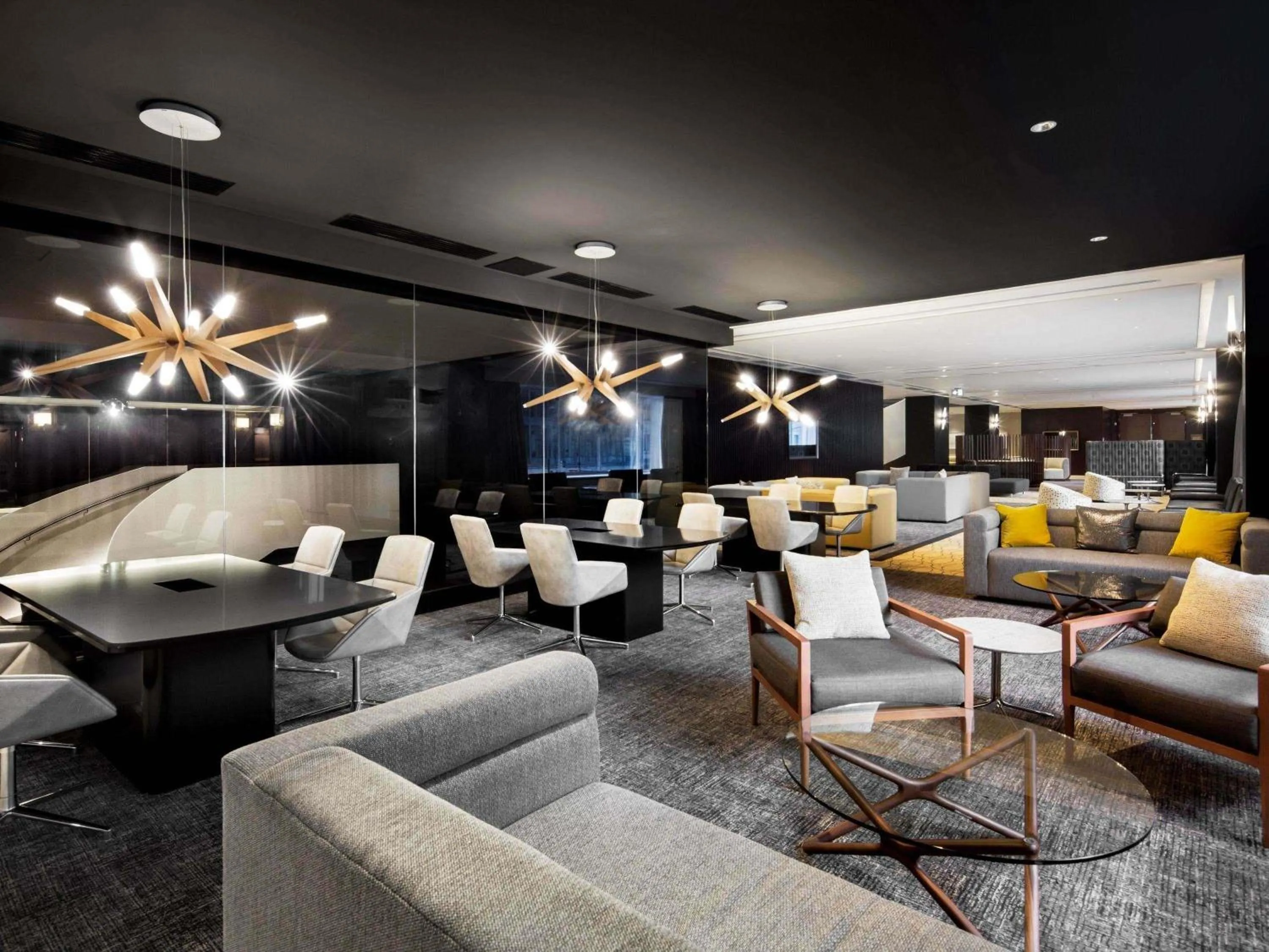 Meeting/conference room in Fairmont The Queen Elizabeth