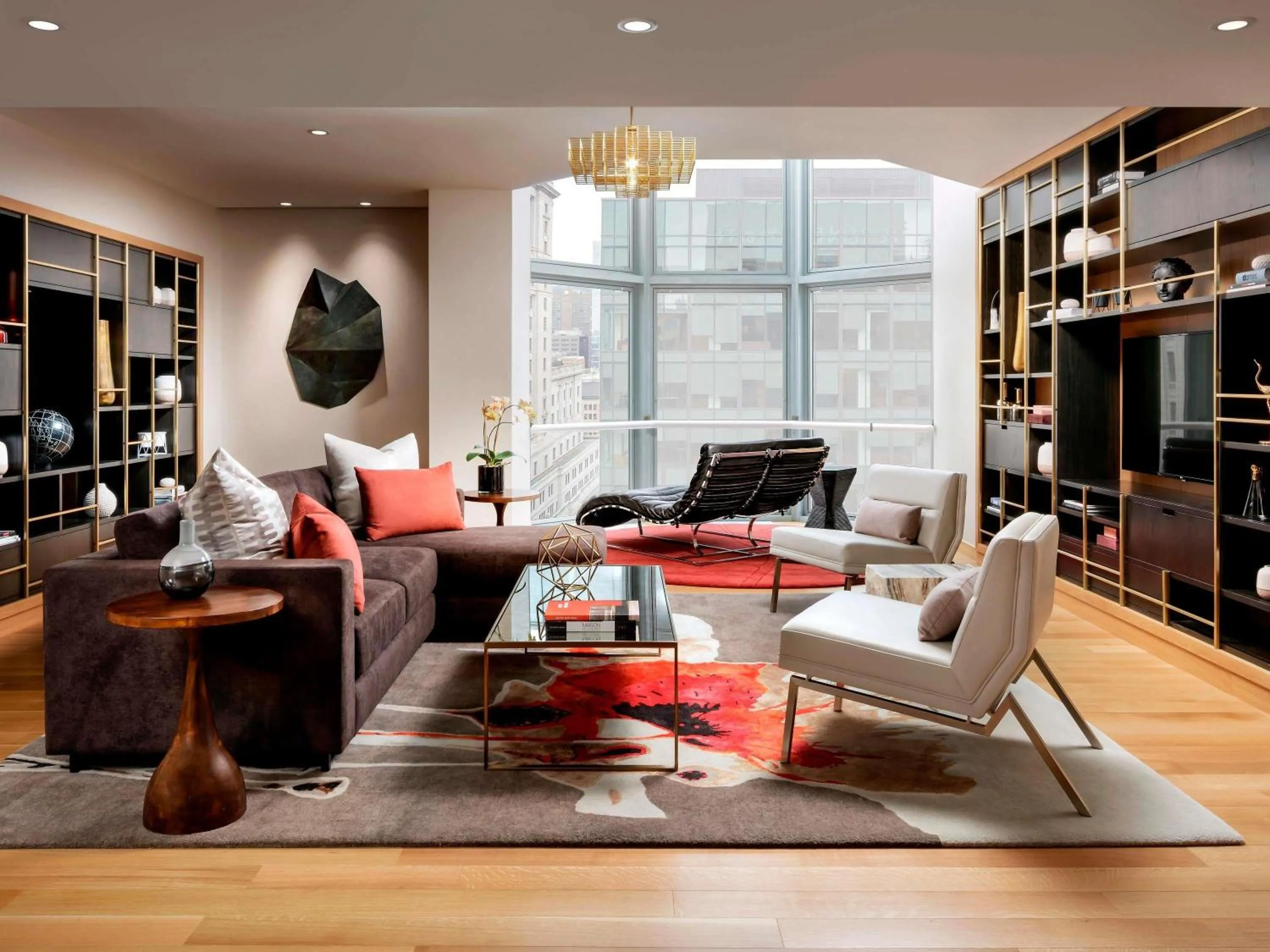 Photo of the whole room in Fairmont The Queen Elizabeth