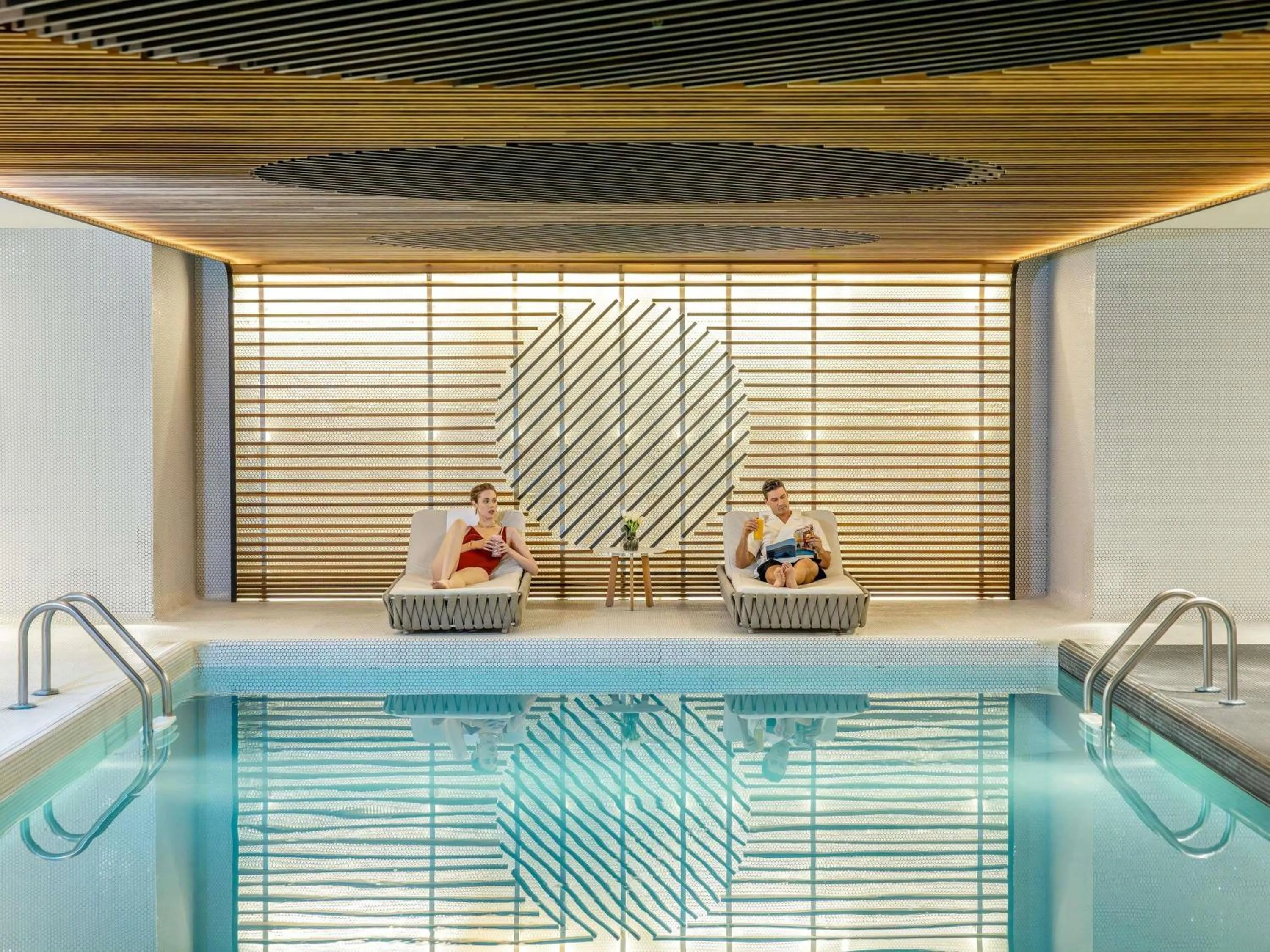 Pool view in Fairmont The Queen Elizabeth