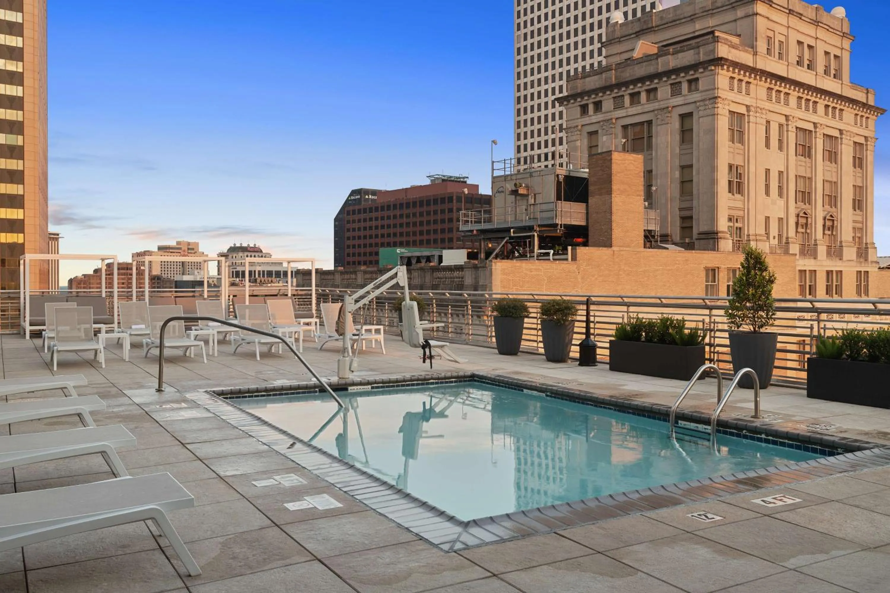 Pool view in Hilton Garden Inn New Orleans French Quarter/CBD