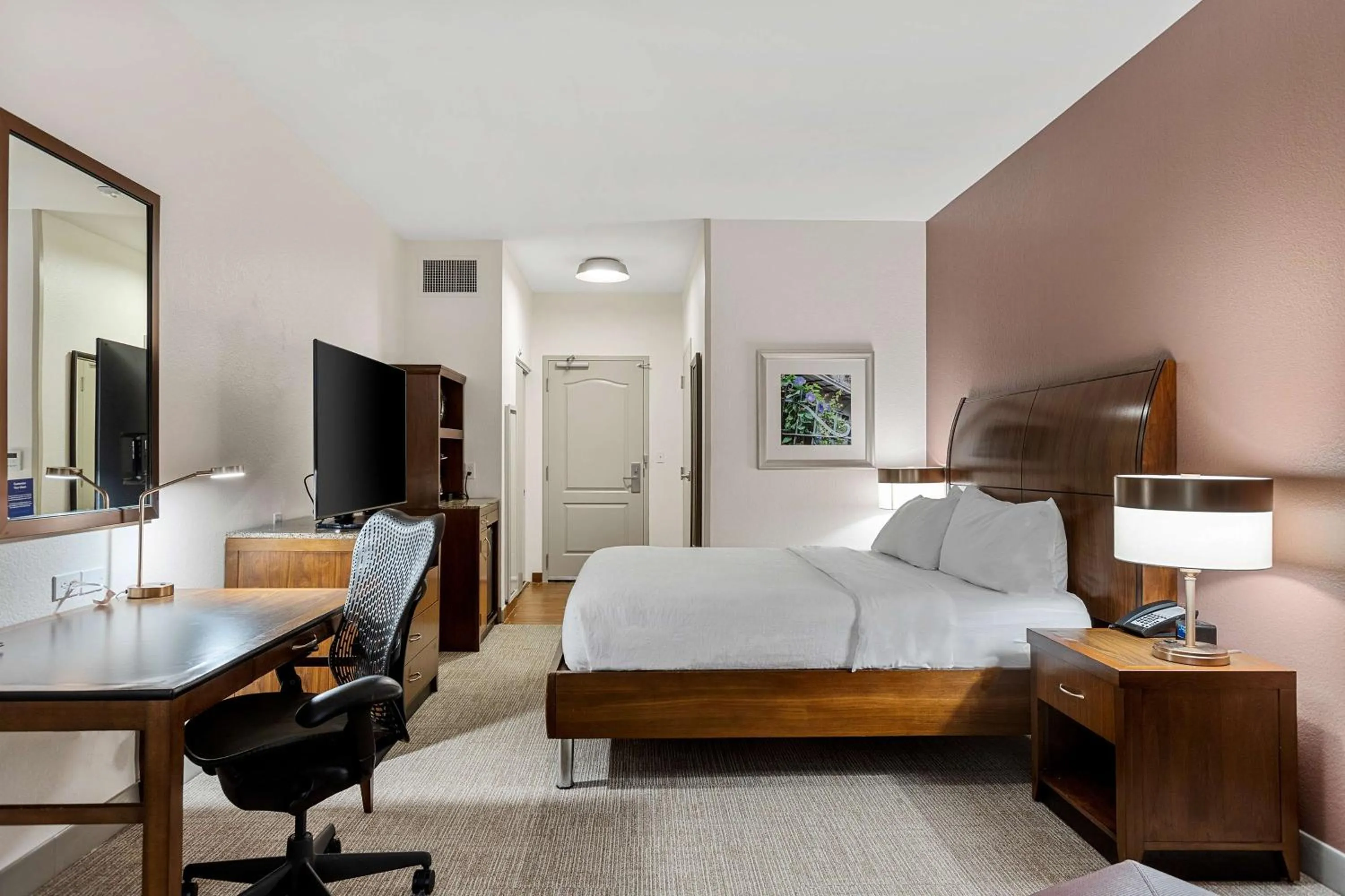 Bedroom, Bed in Hilton Garden Inn New Orleans French Quarter/CBD