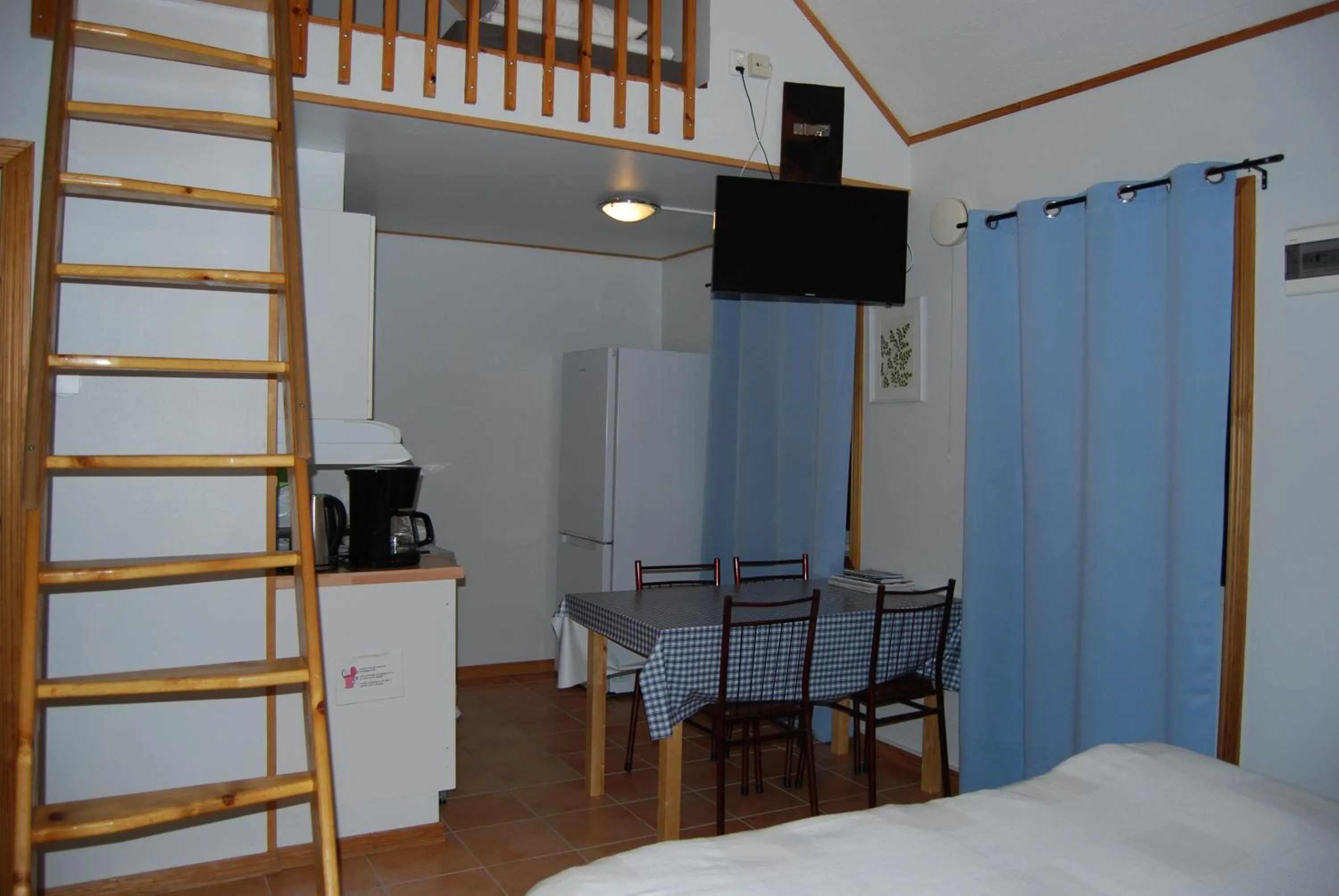 Kitchen or kitchenette in Mellbystrand Vandrarhem