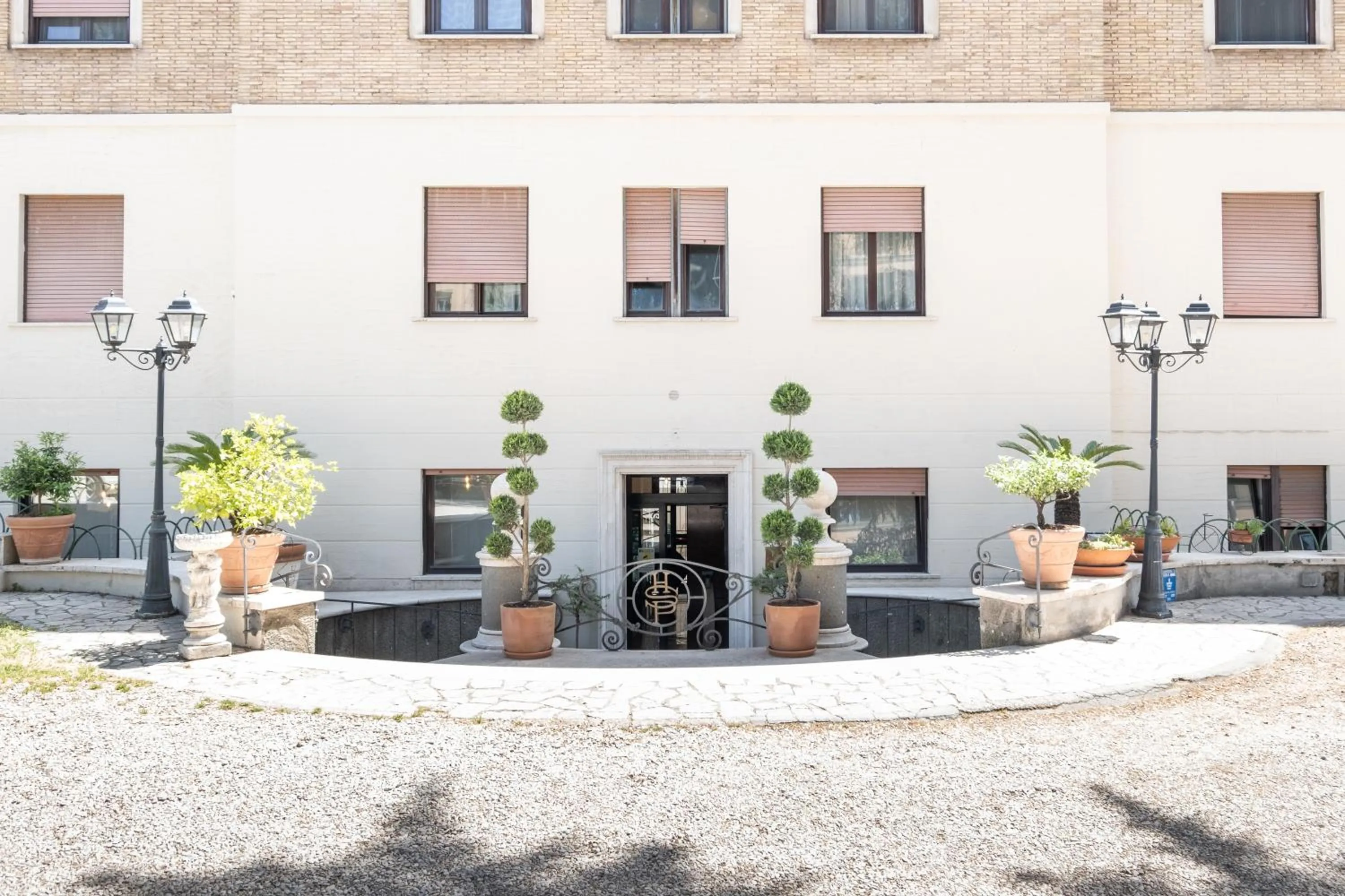 Facade/entrance in Hotel Santa Prisca