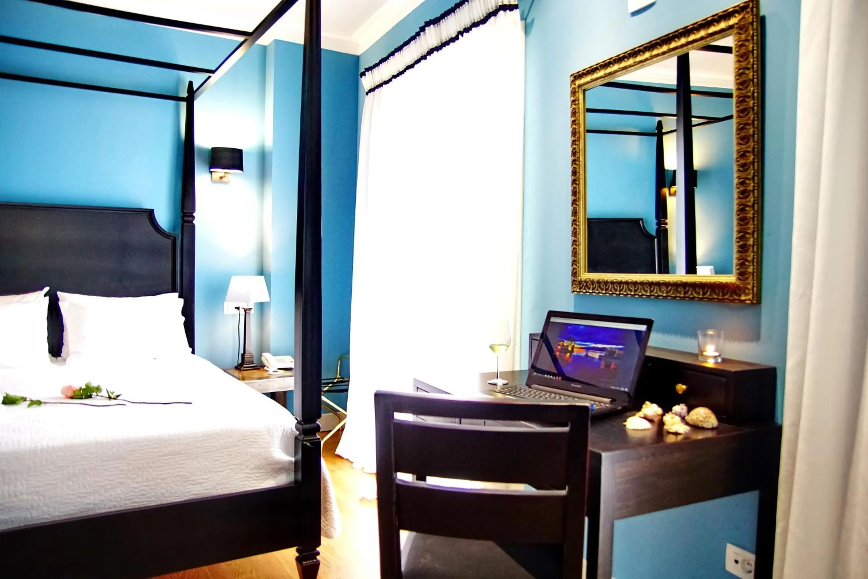 Bedroom, Bed in PEPO'S GUESTHOUSE