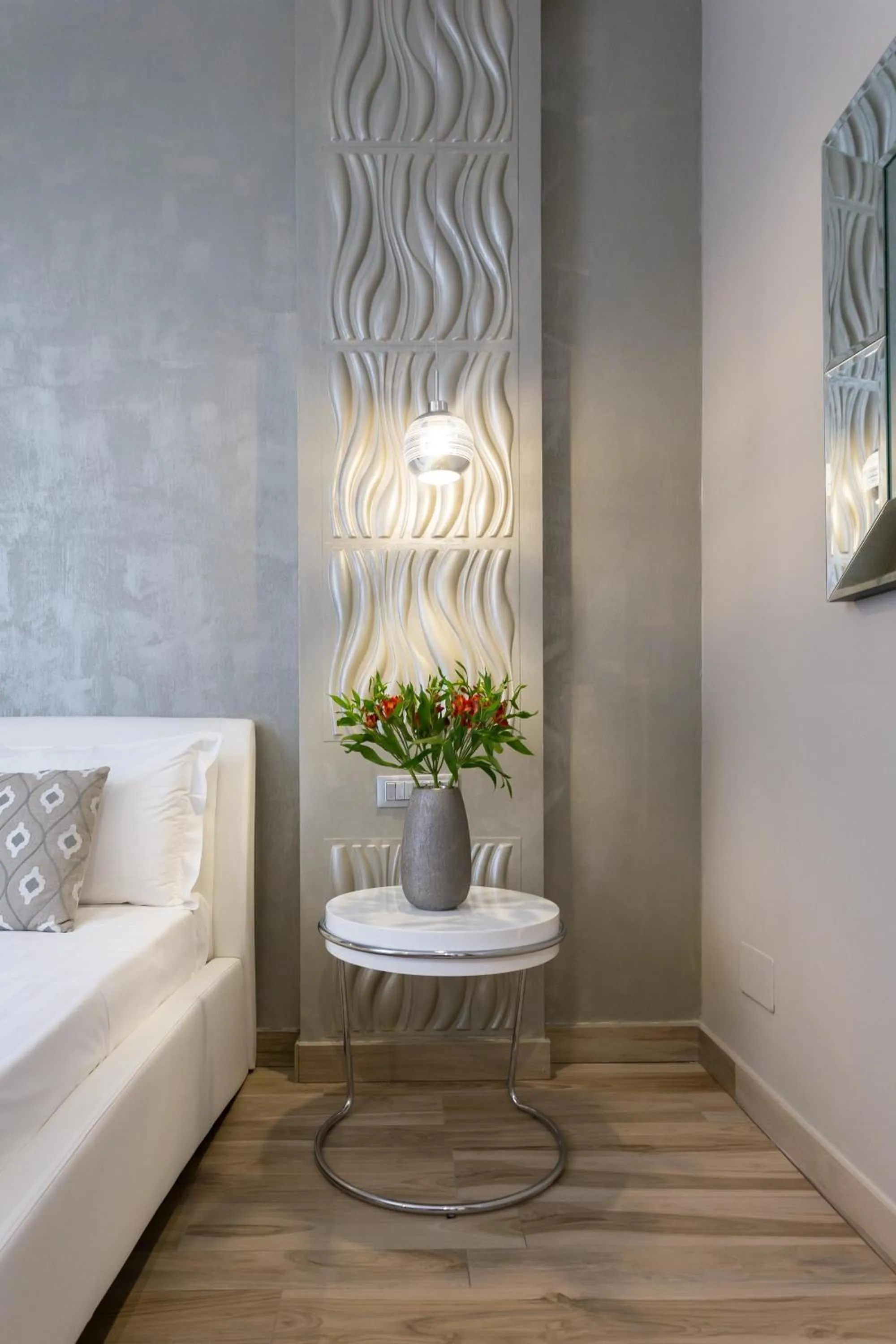 Decorative detail, Bed in ApartHotel Durini