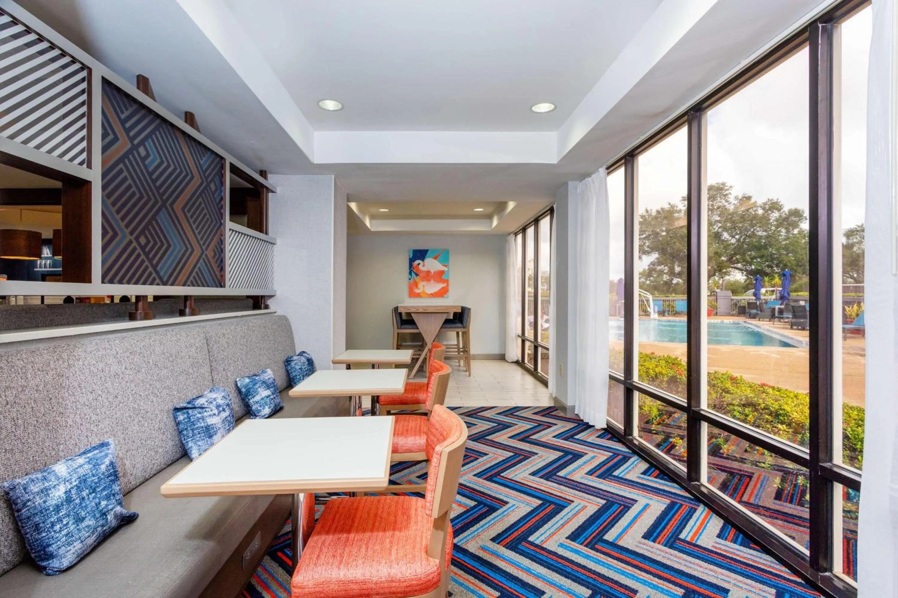 Breakfast in Hampton Inn Orlando-International Airport