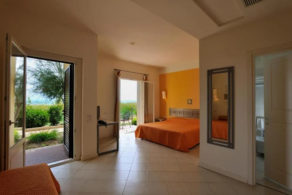 Bedroom, Bed in Sikania Eco Resort