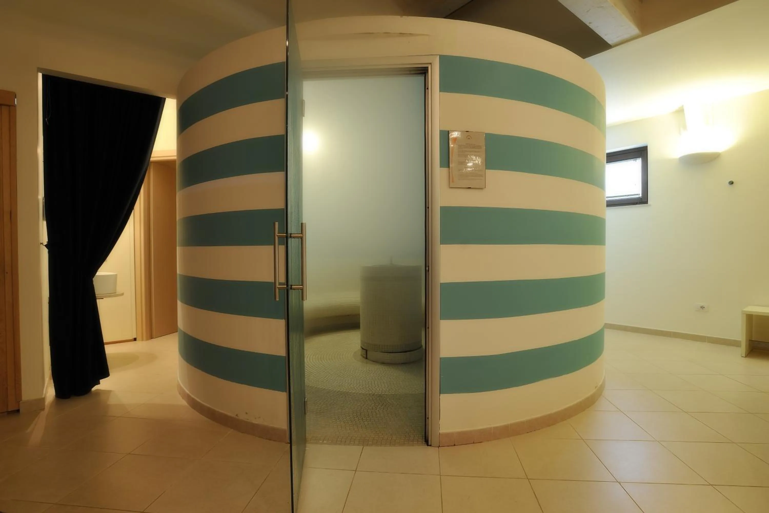 Spa and wellness centre/facilities in Sikania Eco Resort