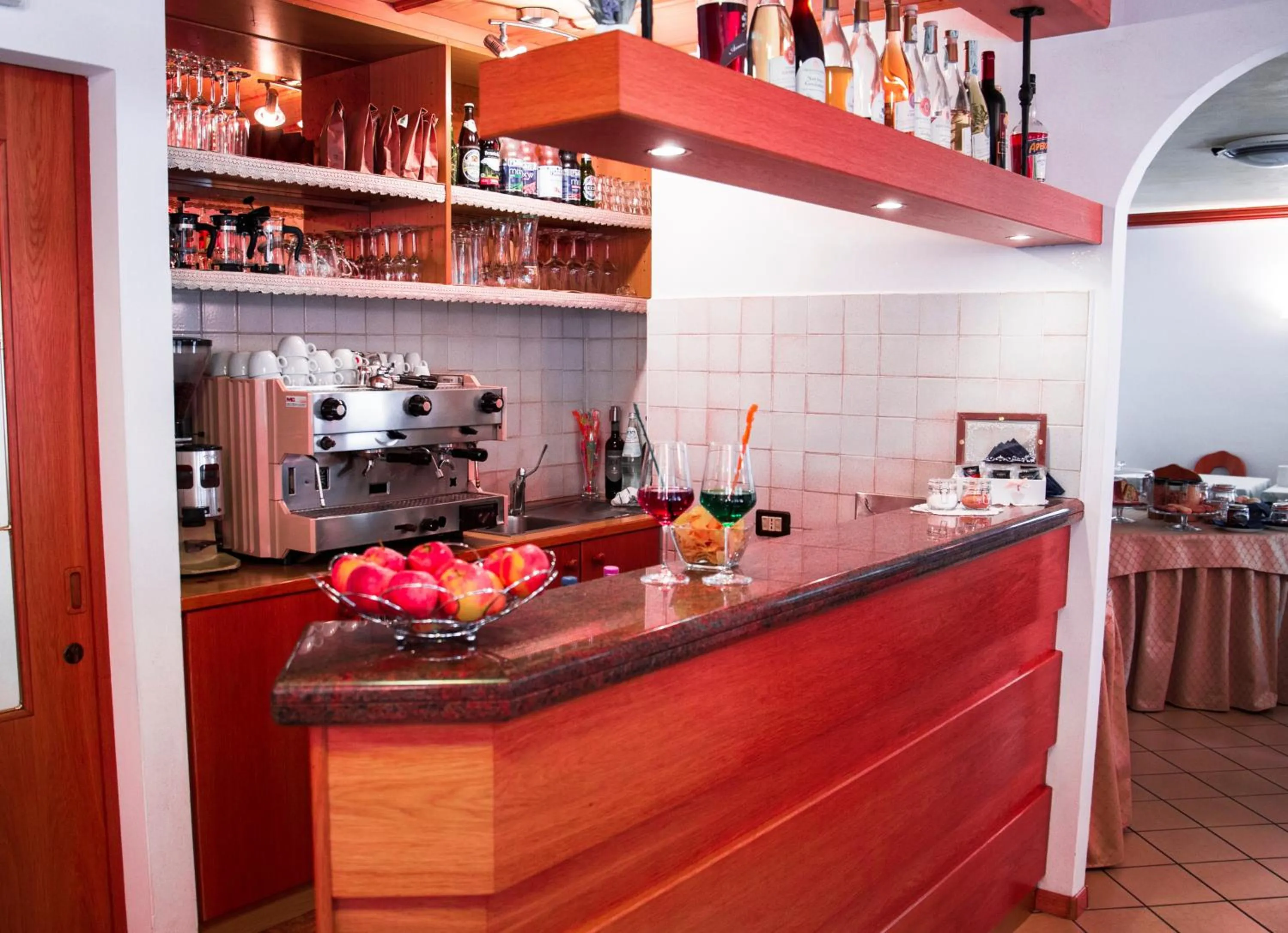 Lounge or bar in Alpen Hotel Rabbi