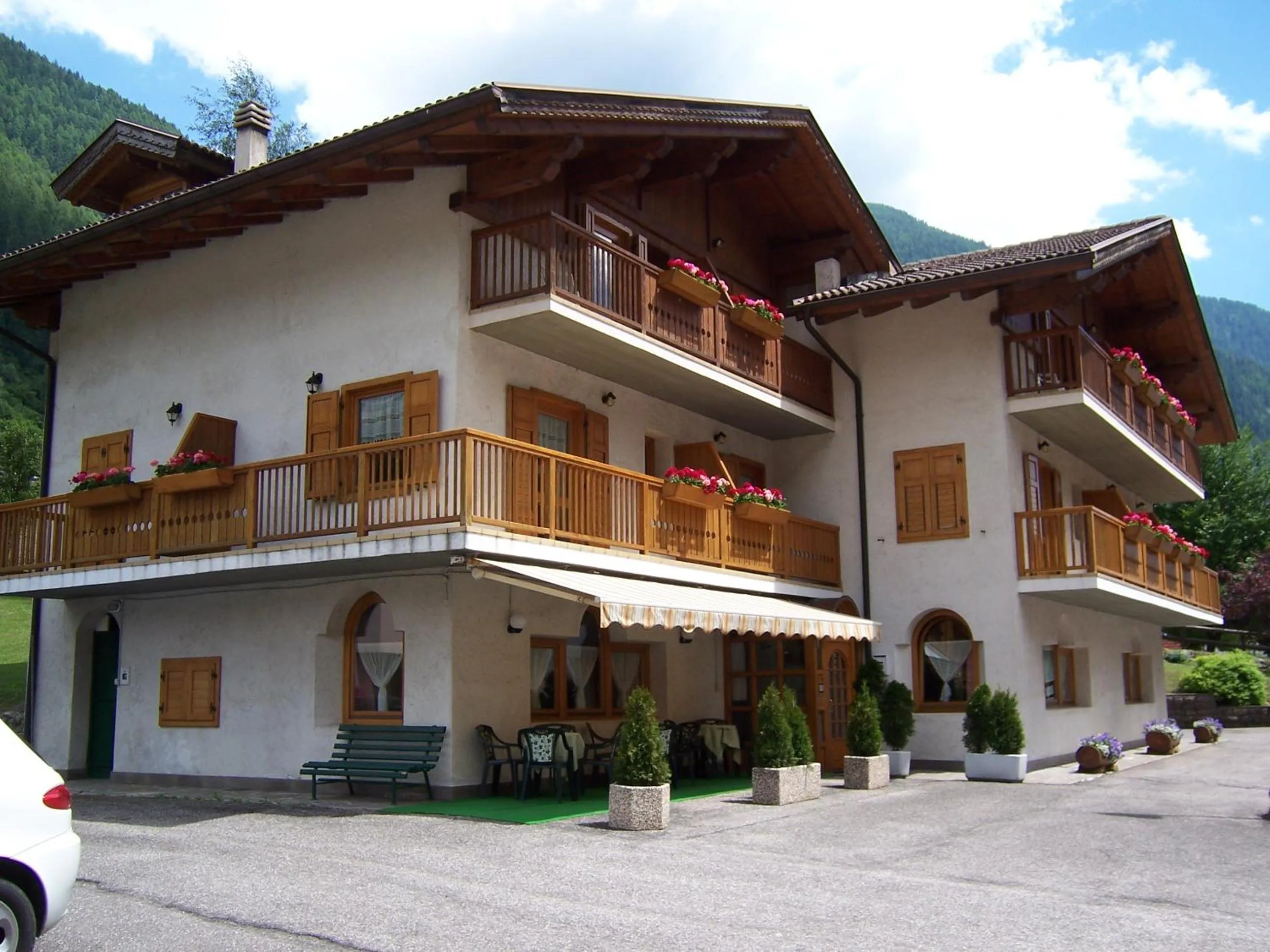 Property building in Alpen Hotel Rabbi