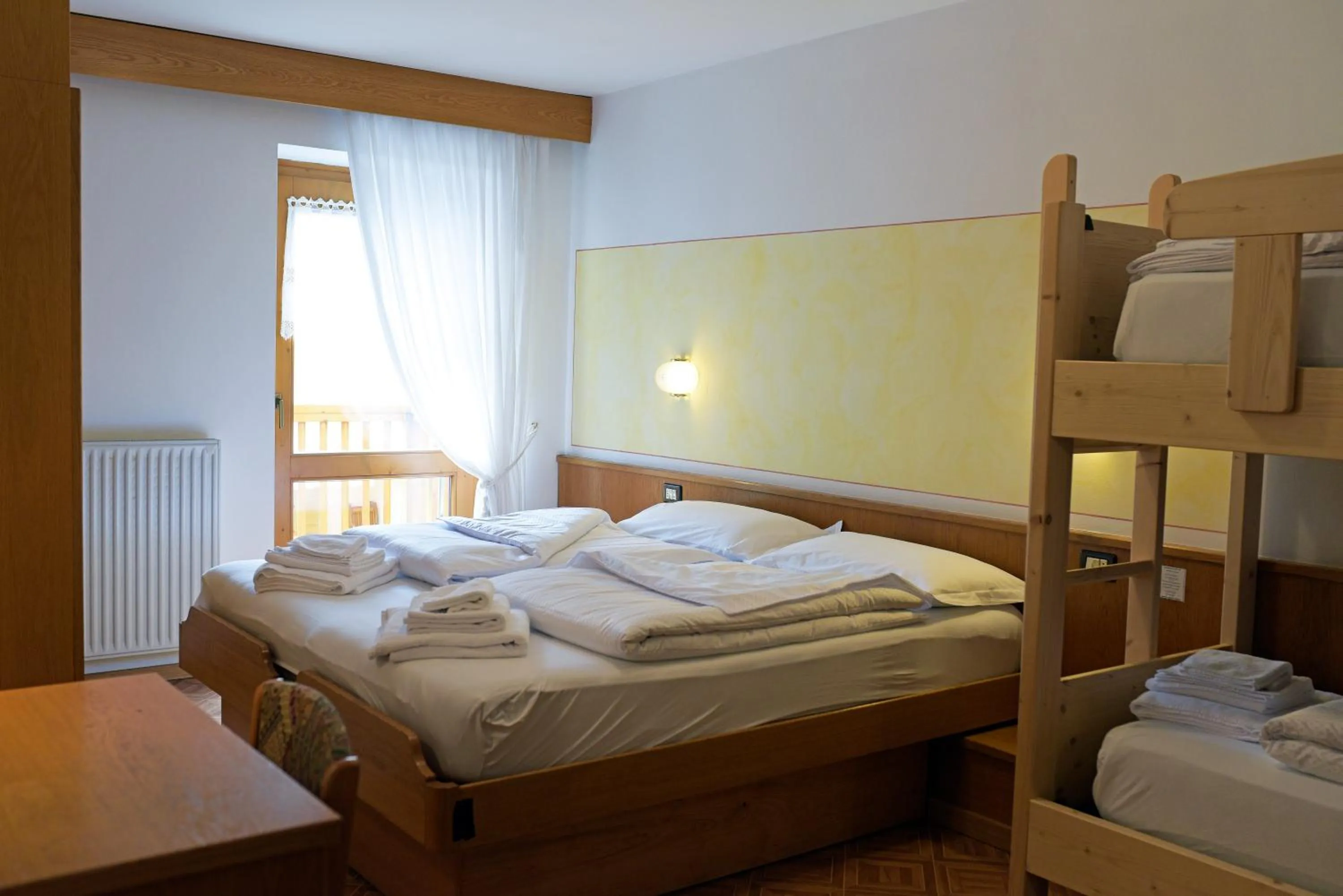 Photo of the whole room, Bed in Alpen Hotel Rabbi