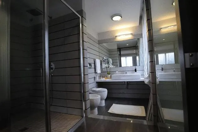 Shower in Park Hotel Sporting