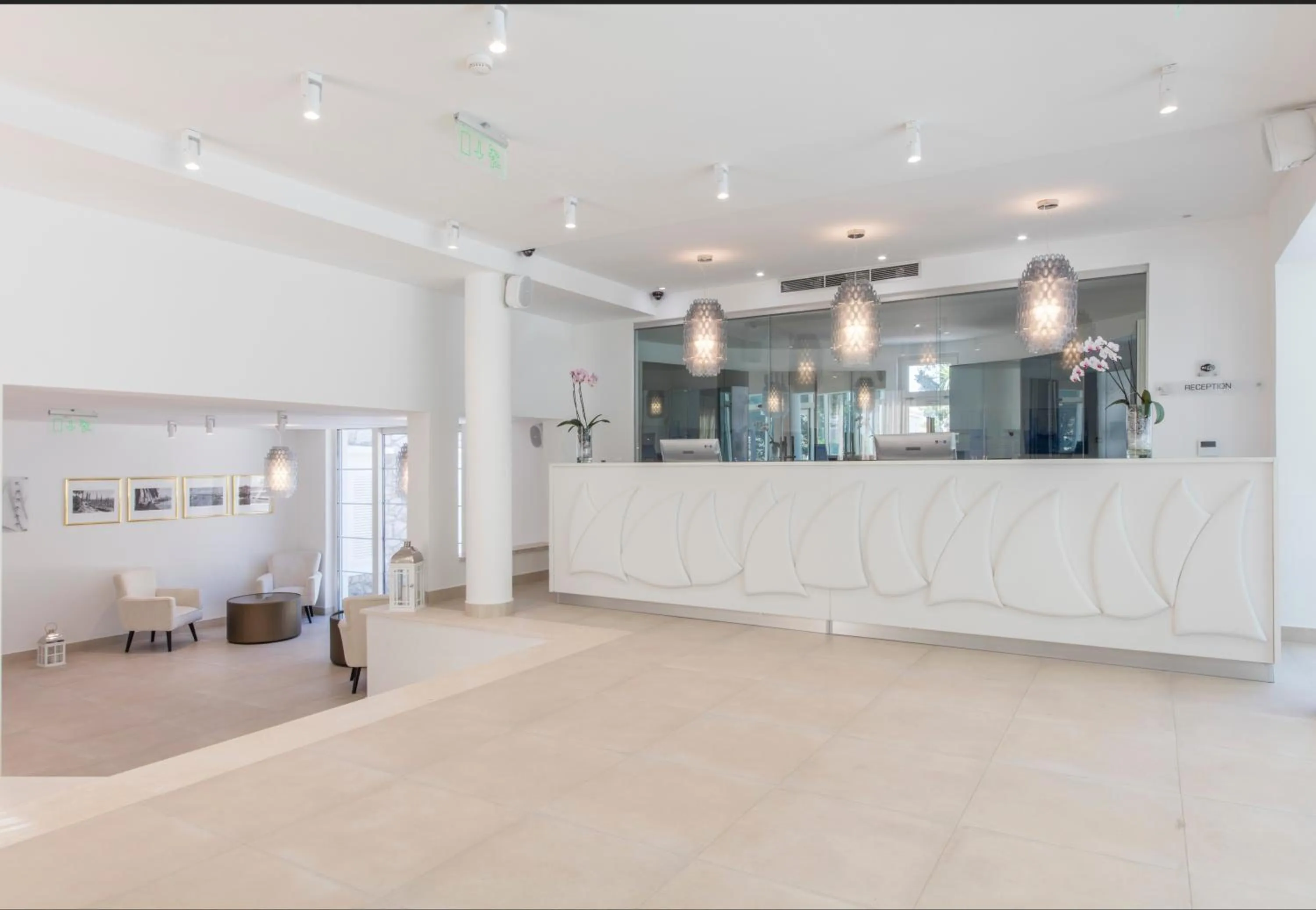 Lobby or reception in Aminess Younique Bellevue Hotel