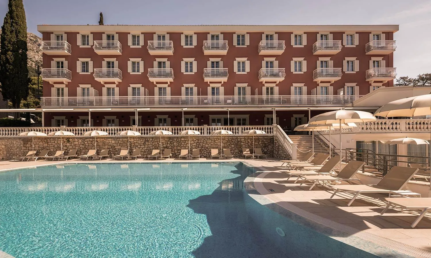 Property building in Aminess Younique Bellevue Hotel