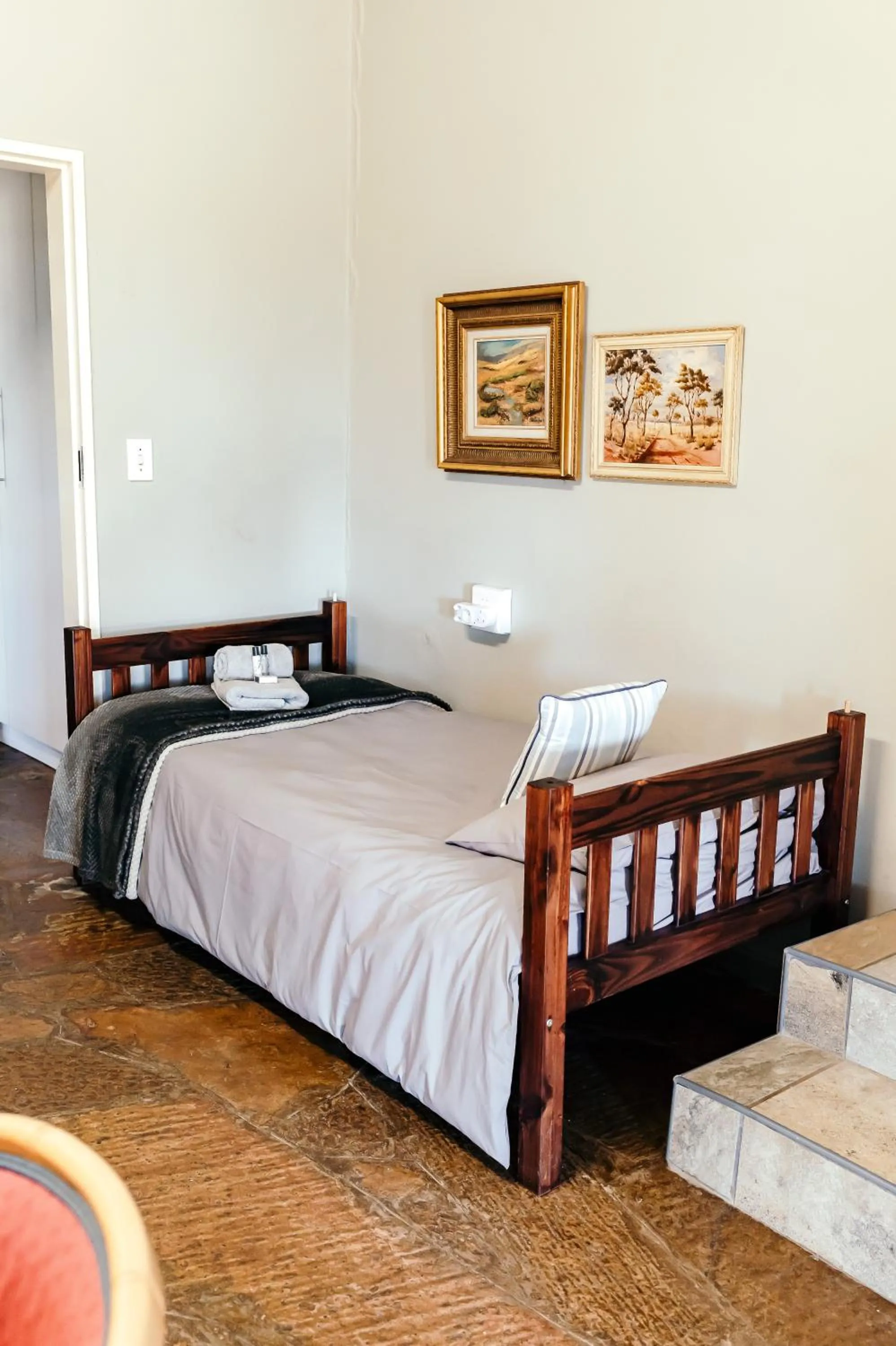 Bed in Misty Morn Cottages