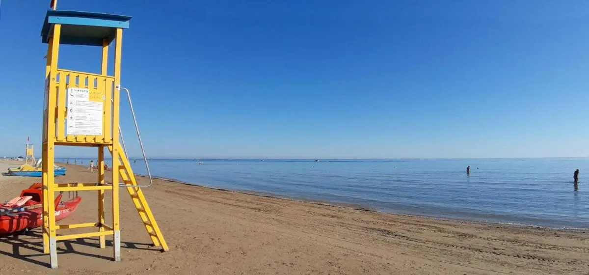Beach in Hotel Garden B&B