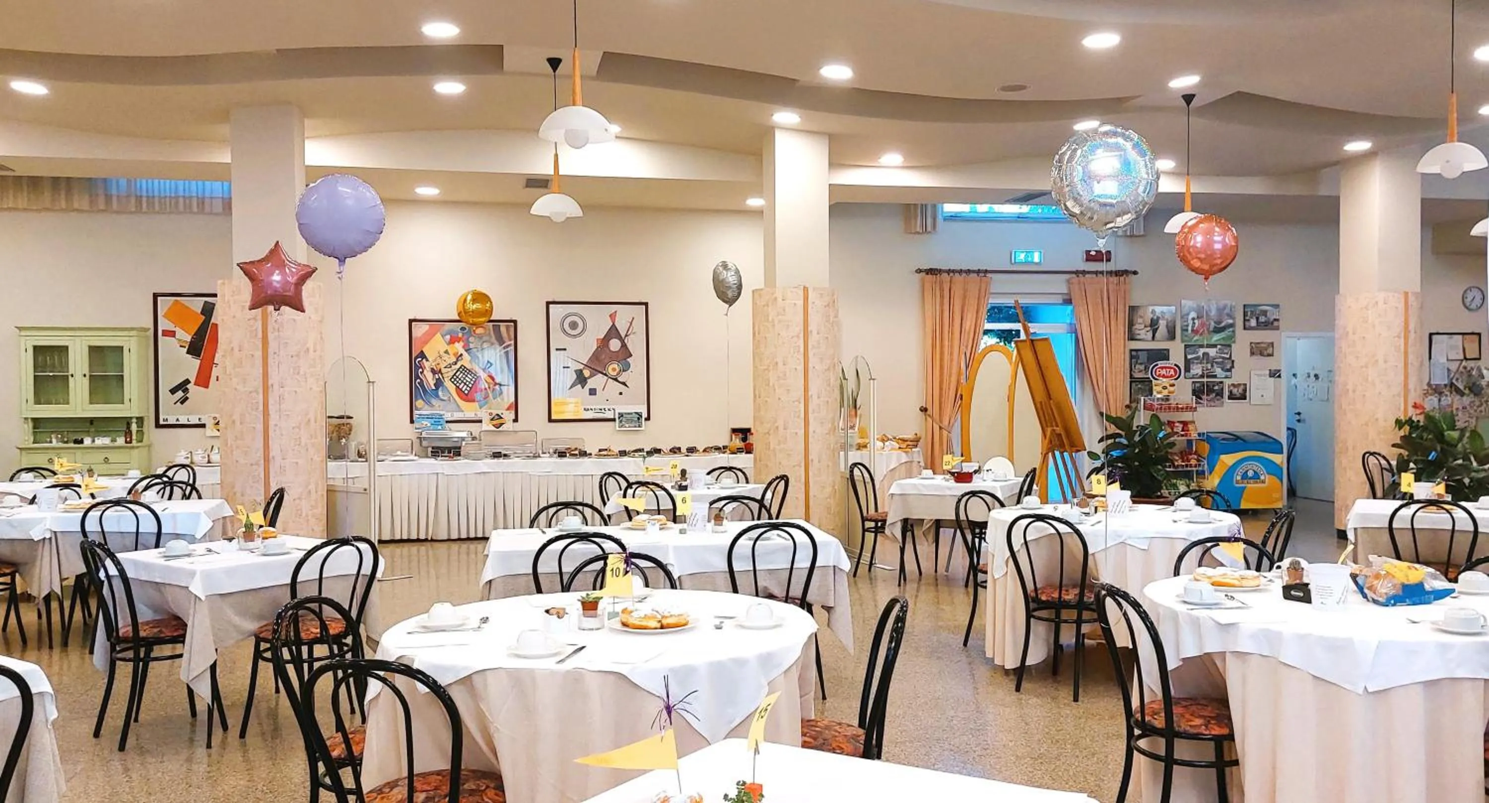 Lounge or bar in Hotel Garden B&B